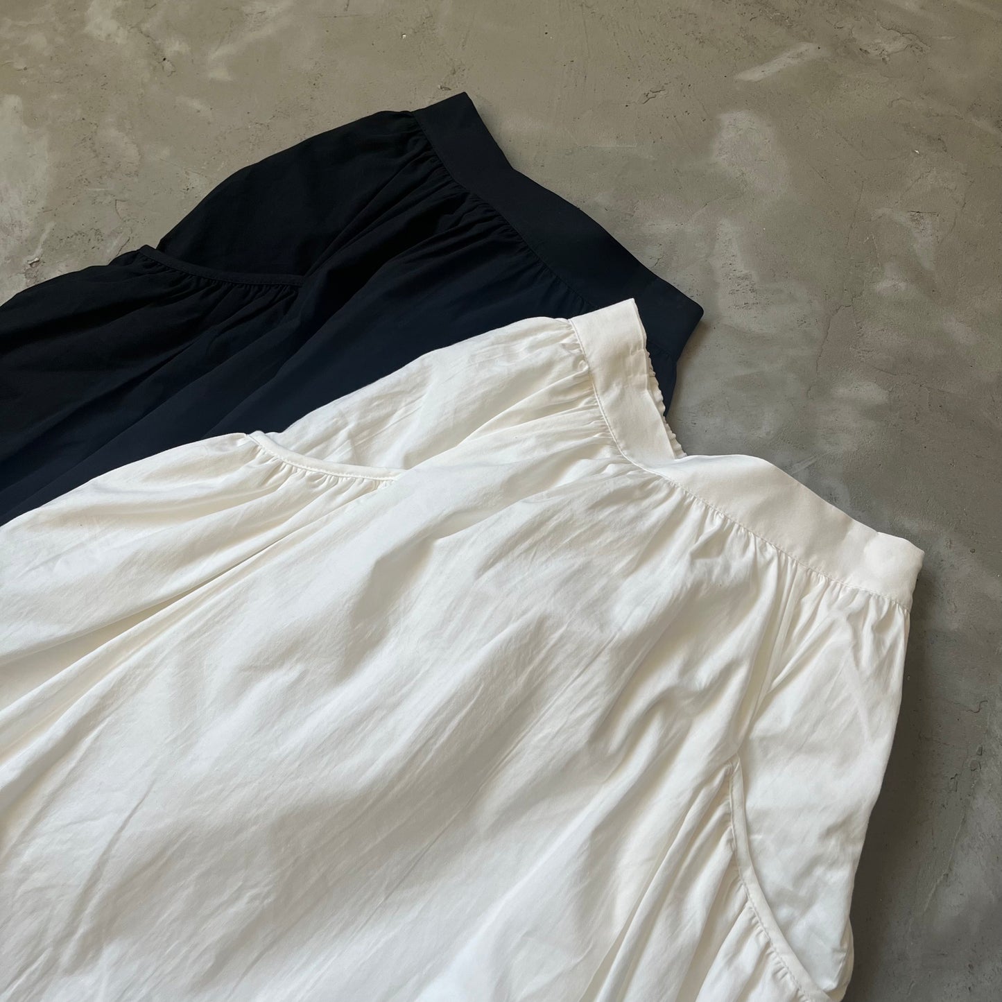 🇰🇷連線新品 SK36- Bobble Pocket Dress | White | Black