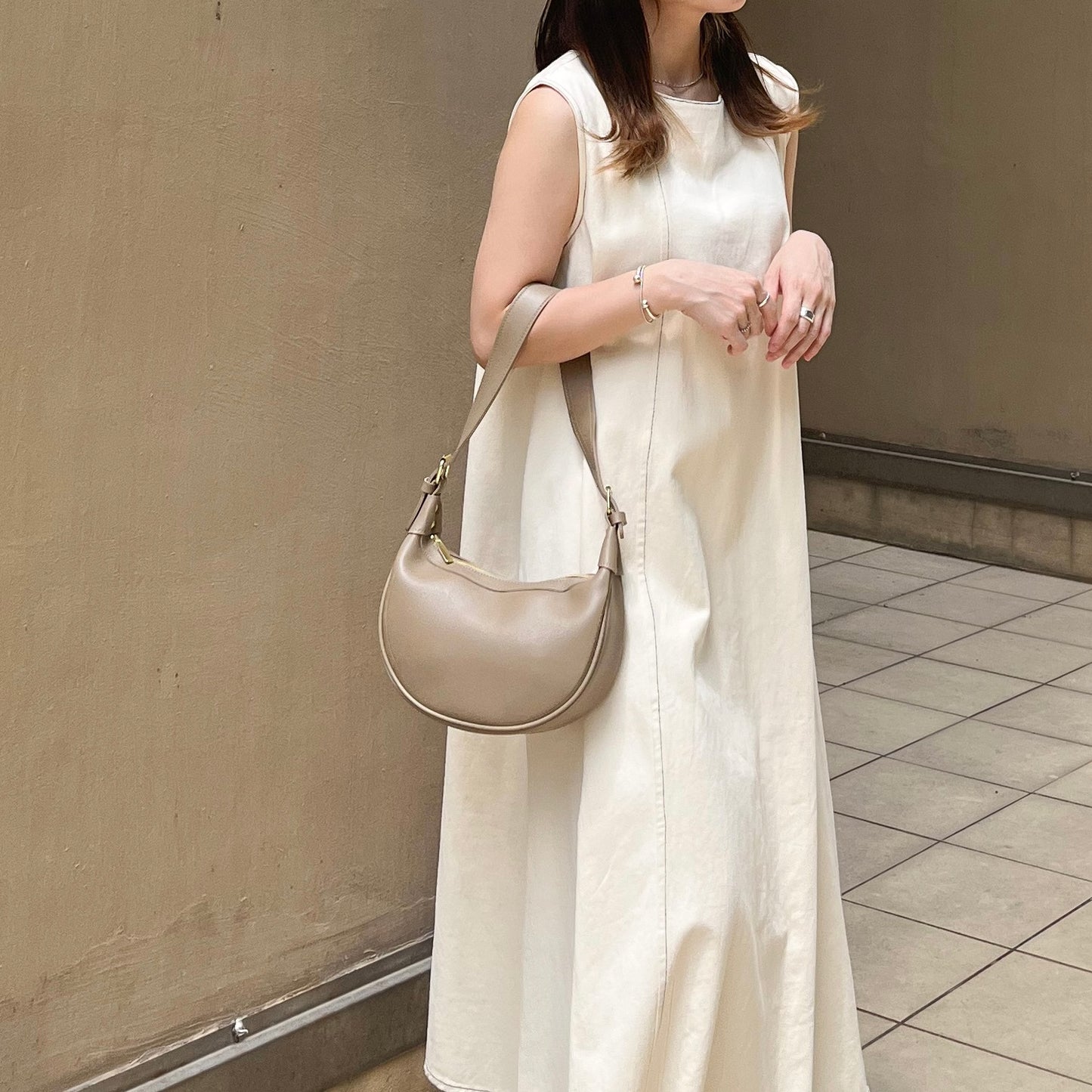 BG11- 2 Way Moon Bag