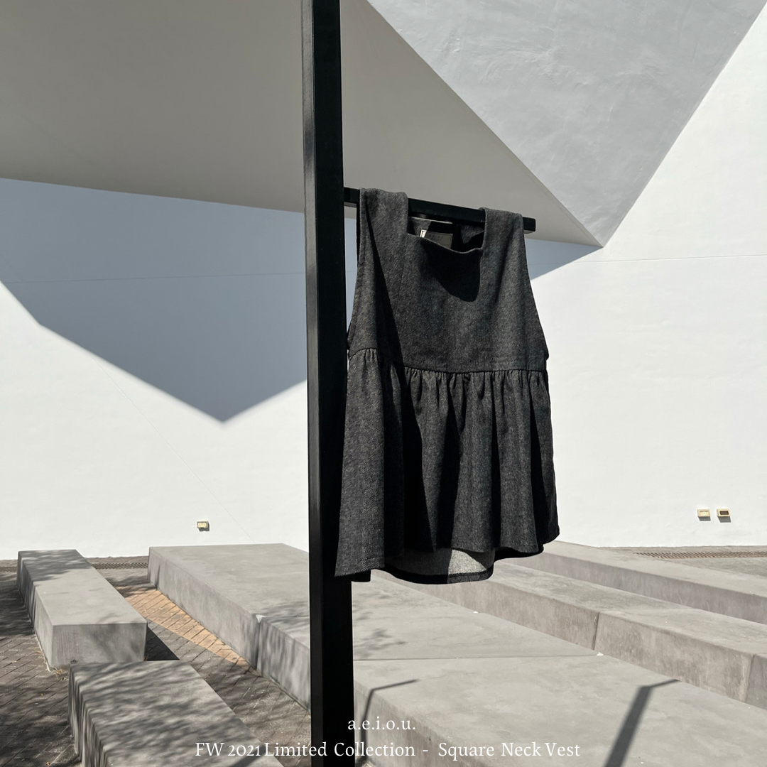 Vol.02 Square Neck Vest