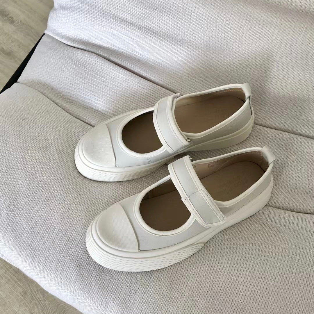 Leather velcro shoes
