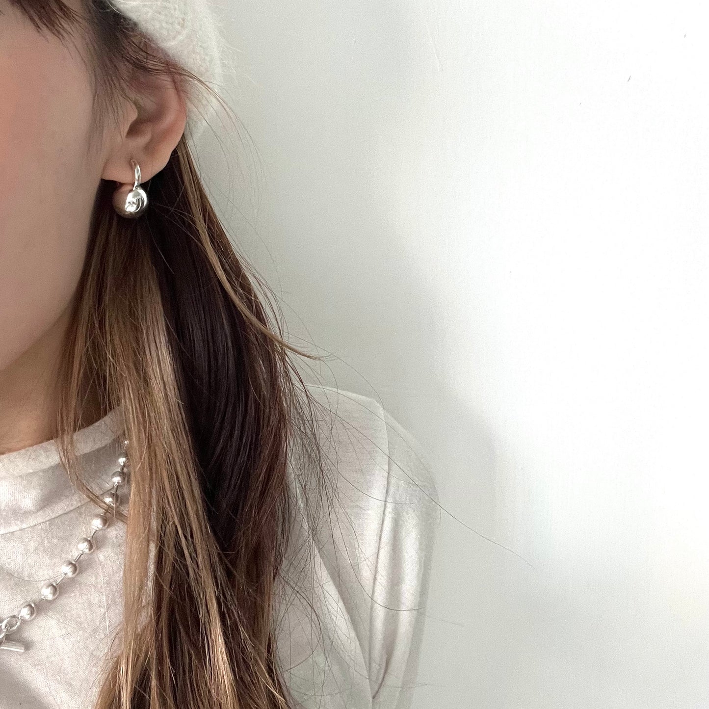 AC29- Ball Ball Earring
