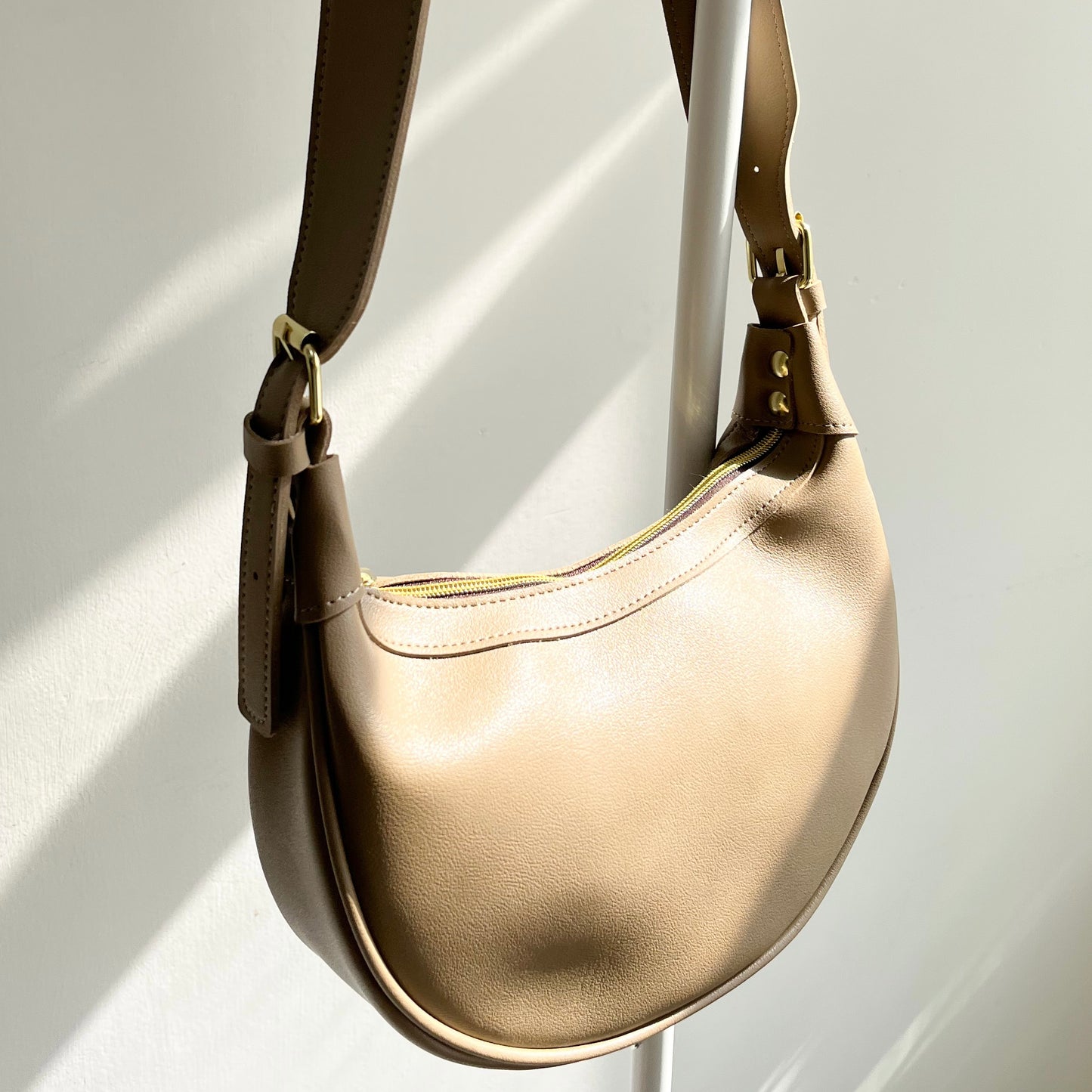 BG11- 2 Way Moon Bag