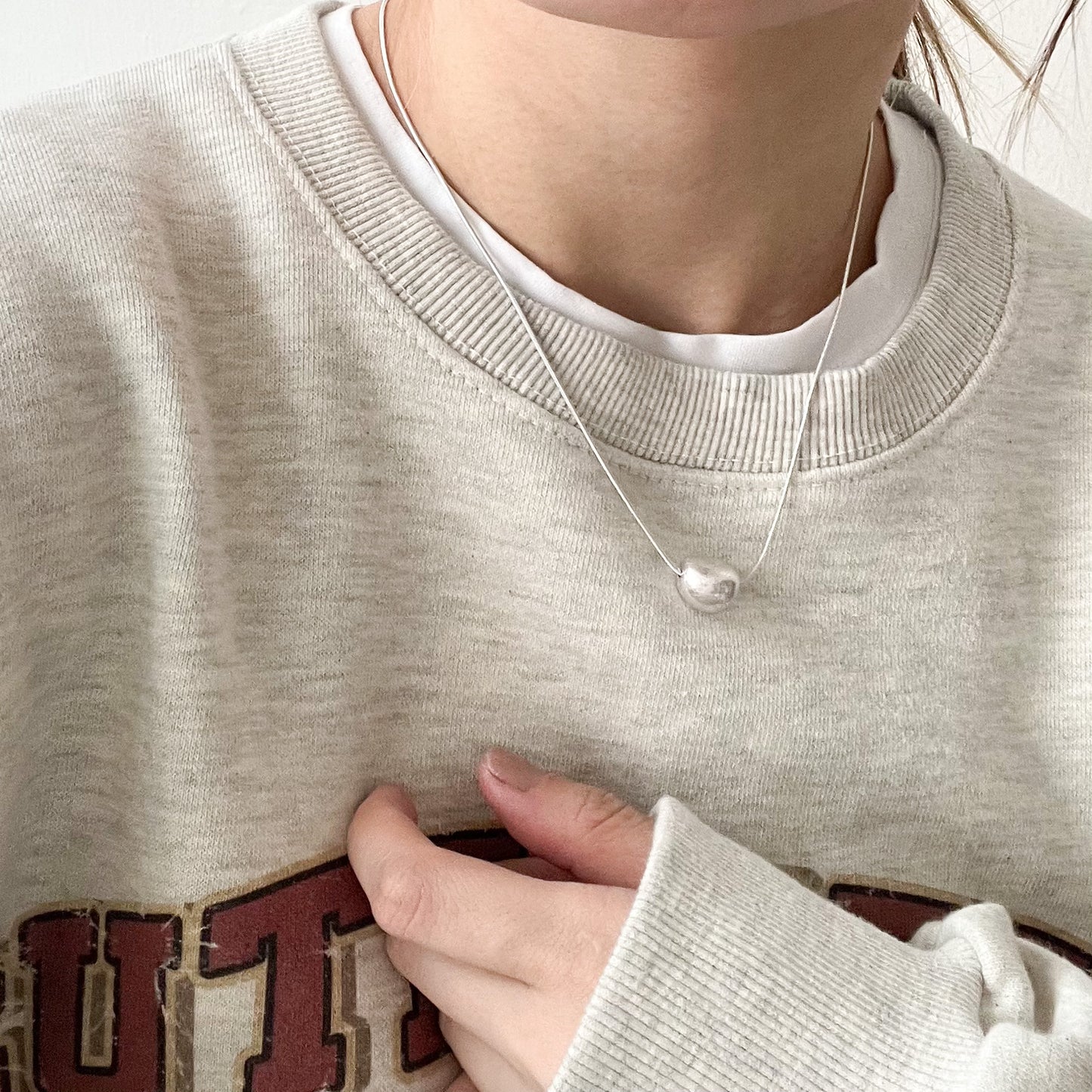 AC13- Stone Necklace
