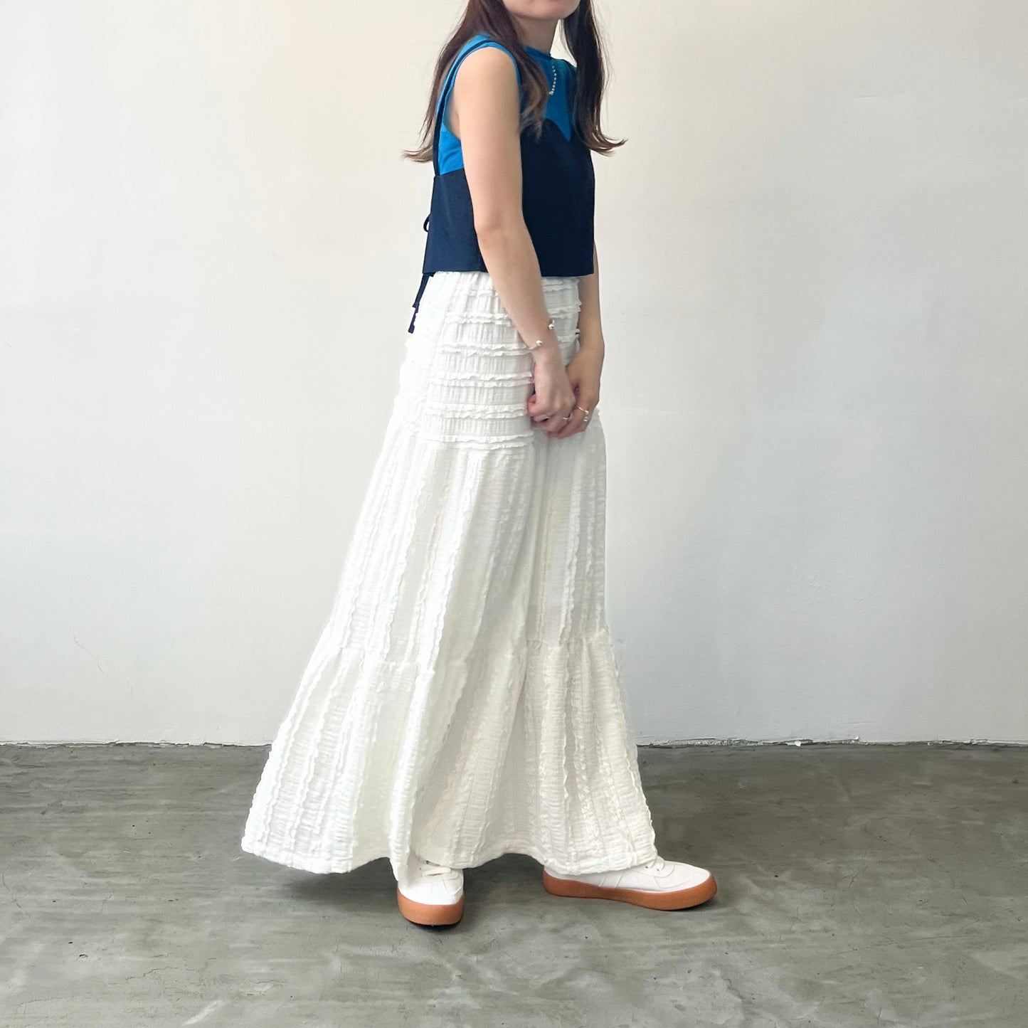 SK22- Ruffle Long Skirt | White | Black
