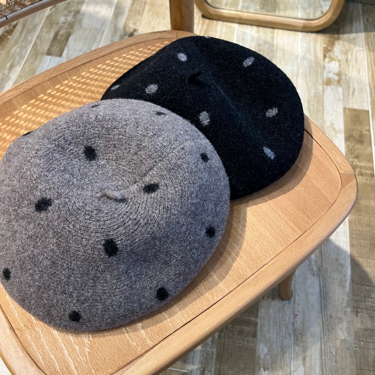 Dot Dot Wool Beret