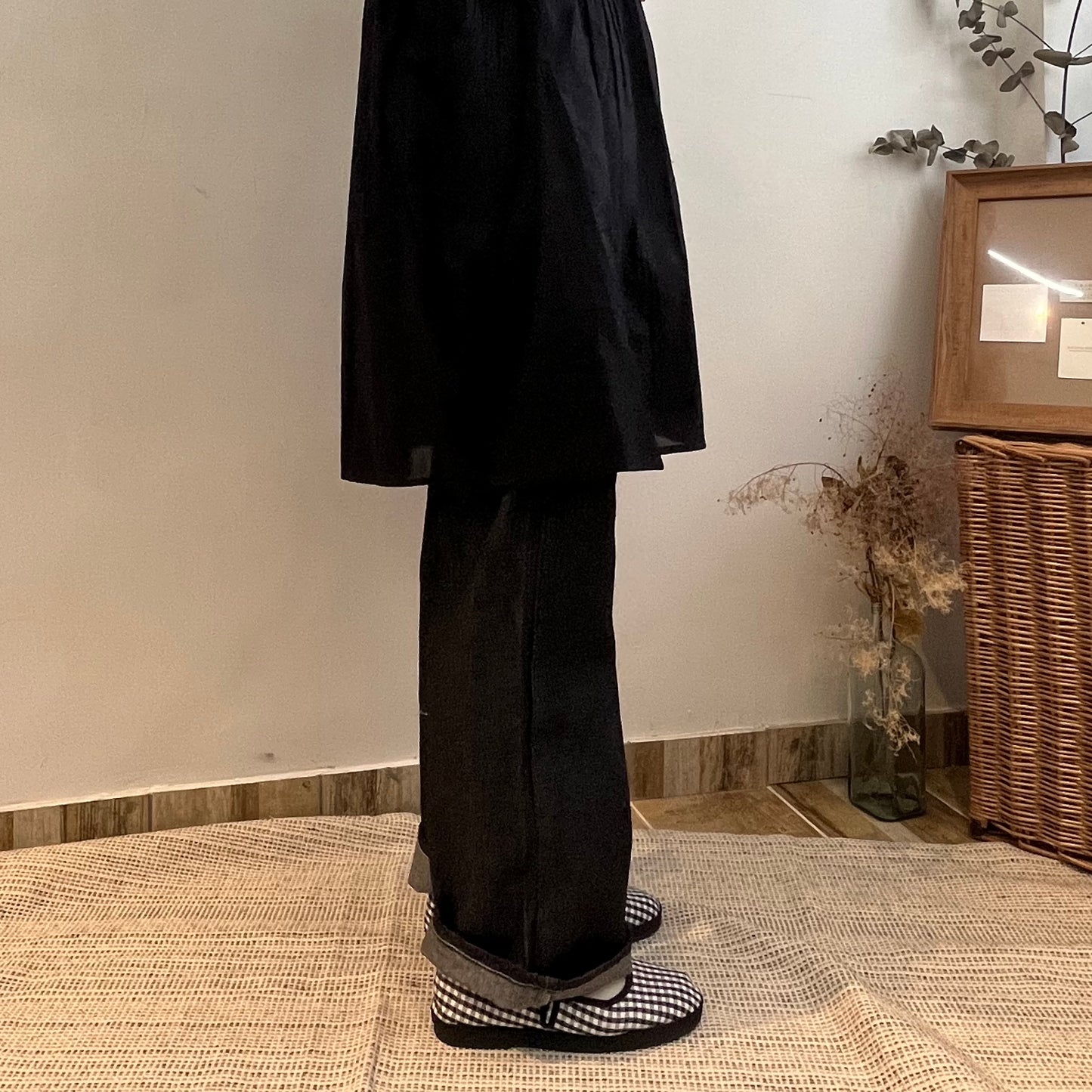 Basic Straight Jeans