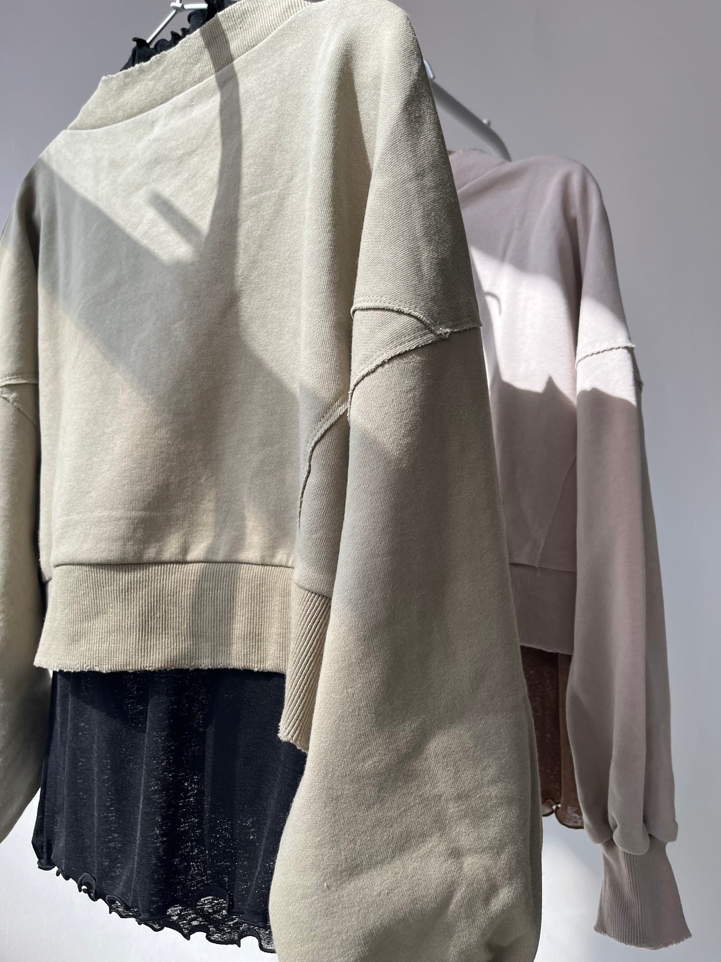 TP20- Short Sweater