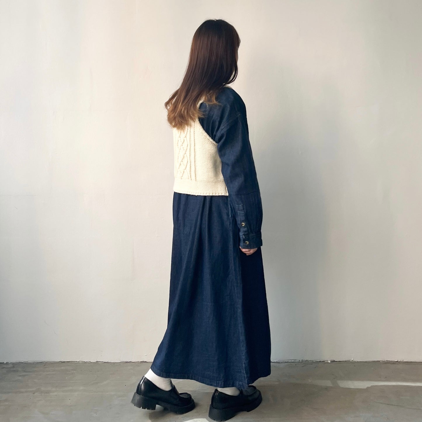 TP46- 麻花背心 | Ivory | Beige