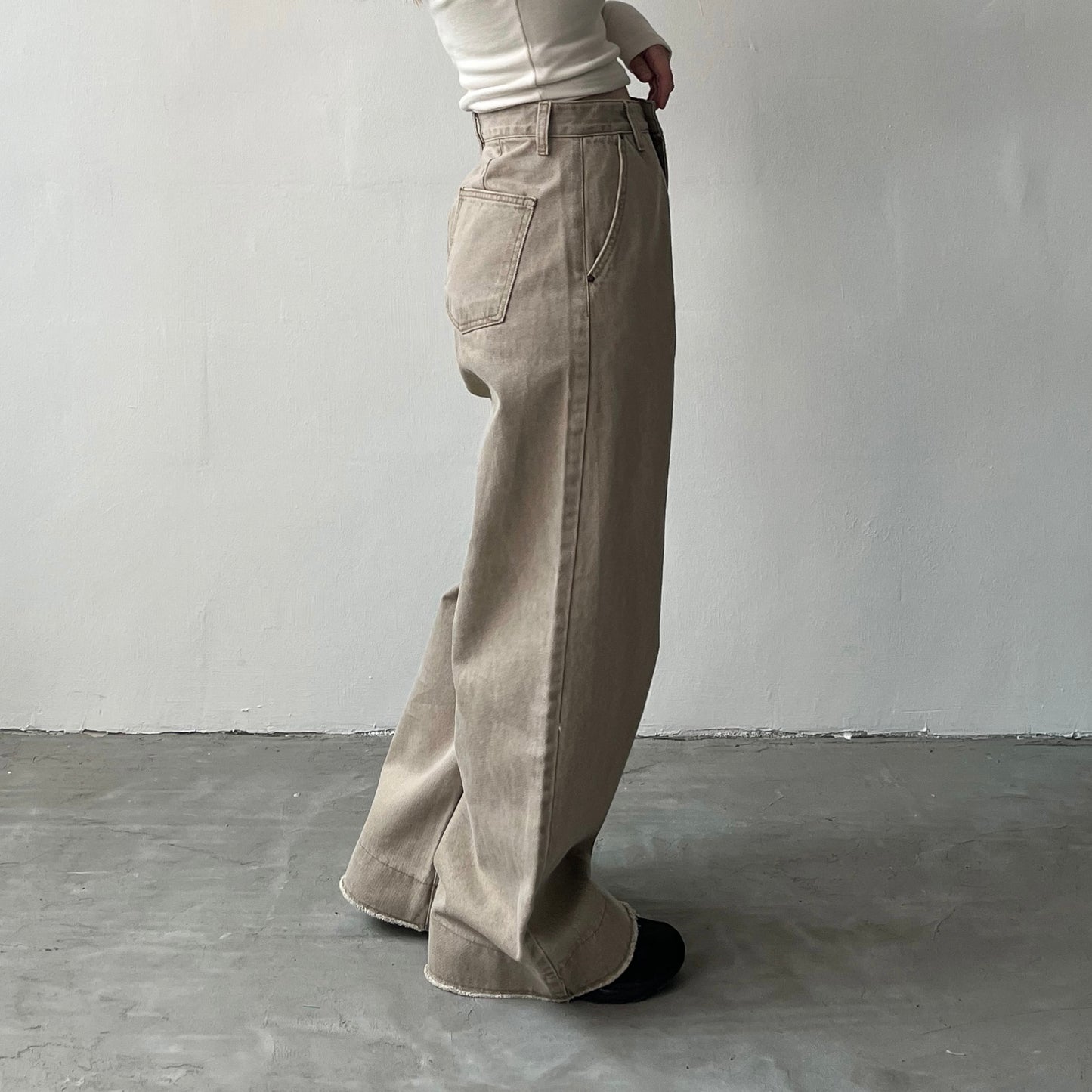 PT07- Sand Color Soso Jeans