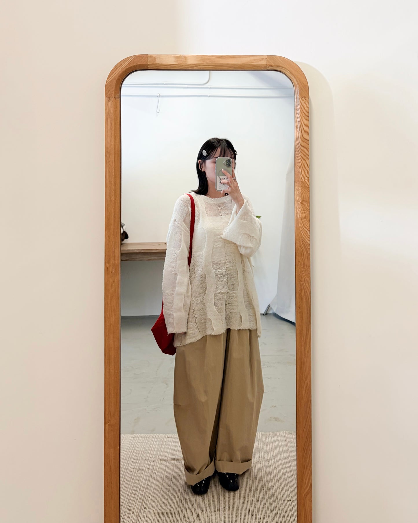 TP717- 馬海毛破爛Mesh Top | White | Brown | Black