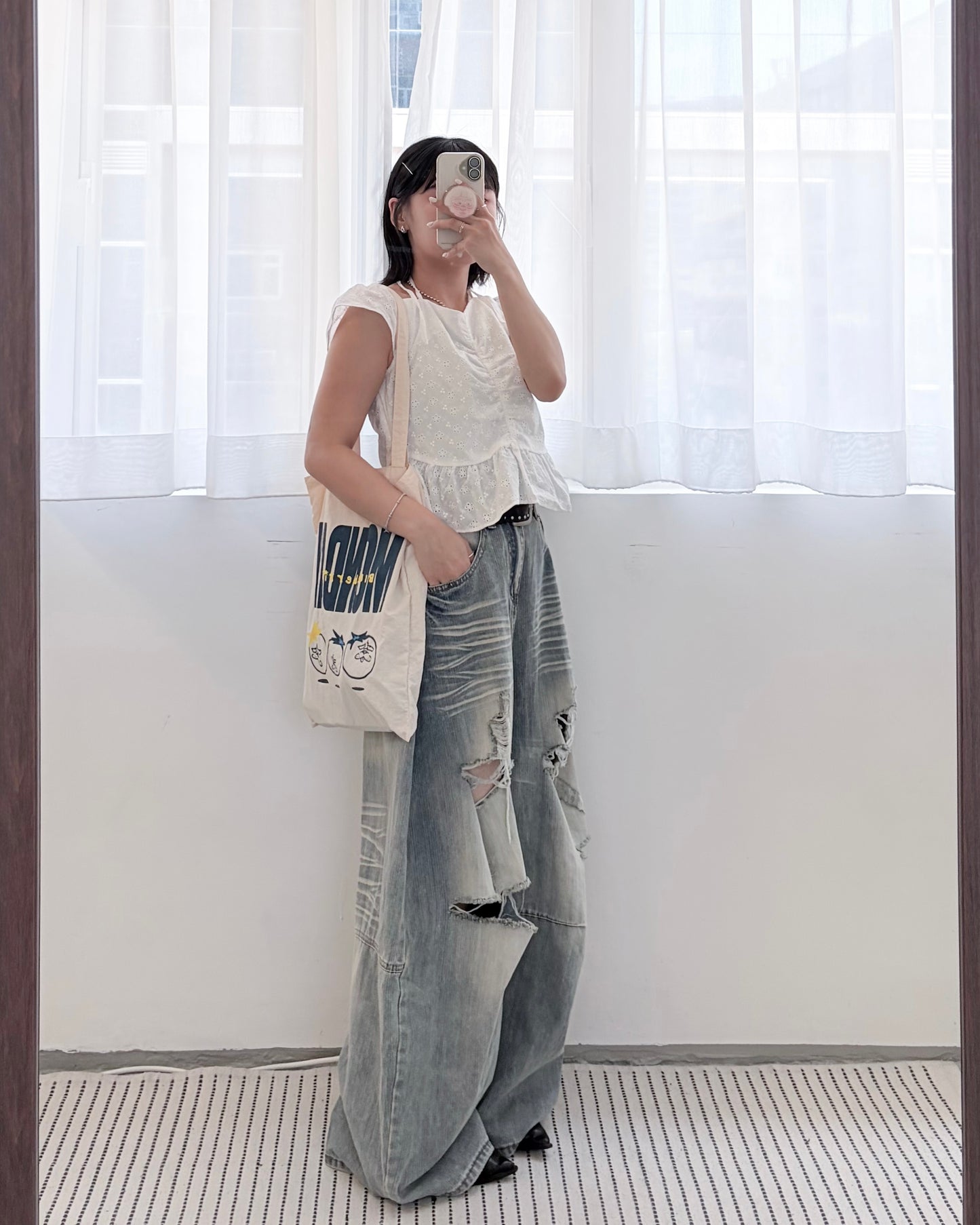 TP827- 2 Way Floral Top | White | Black （側有拉鍊位)