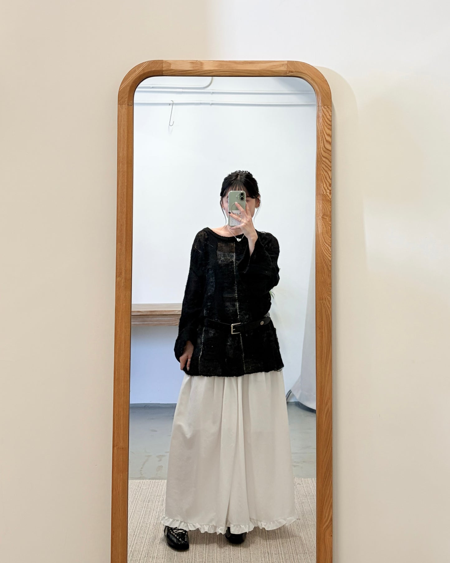 TP717- 馬海毛破爛Mesh Top | White | Brown | Black