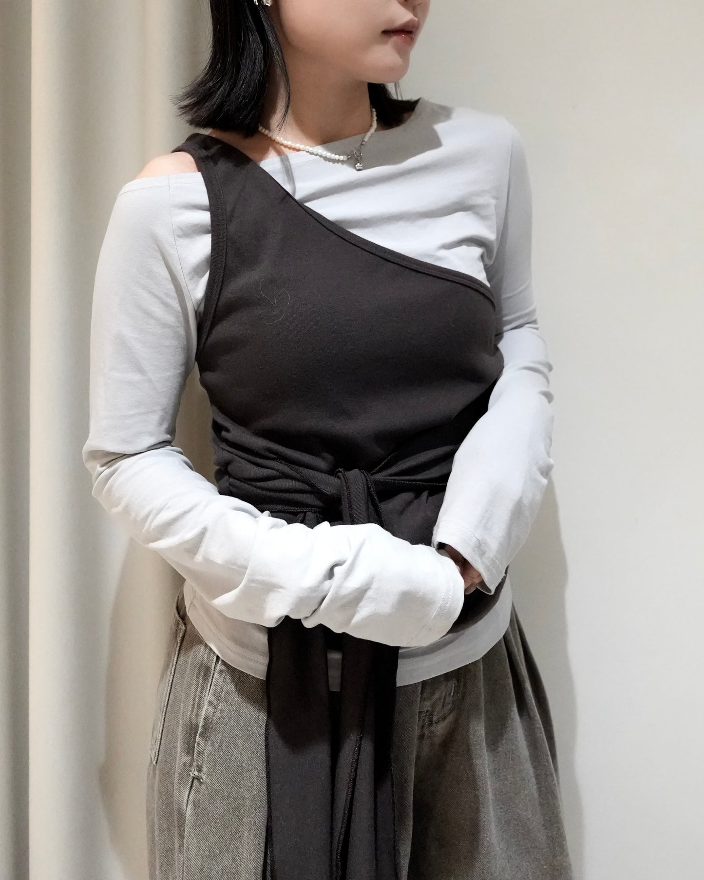 TP697- 斜肩背心綁帶Top Set | Brown x  Blue | White x Grey ( 2件連住 )