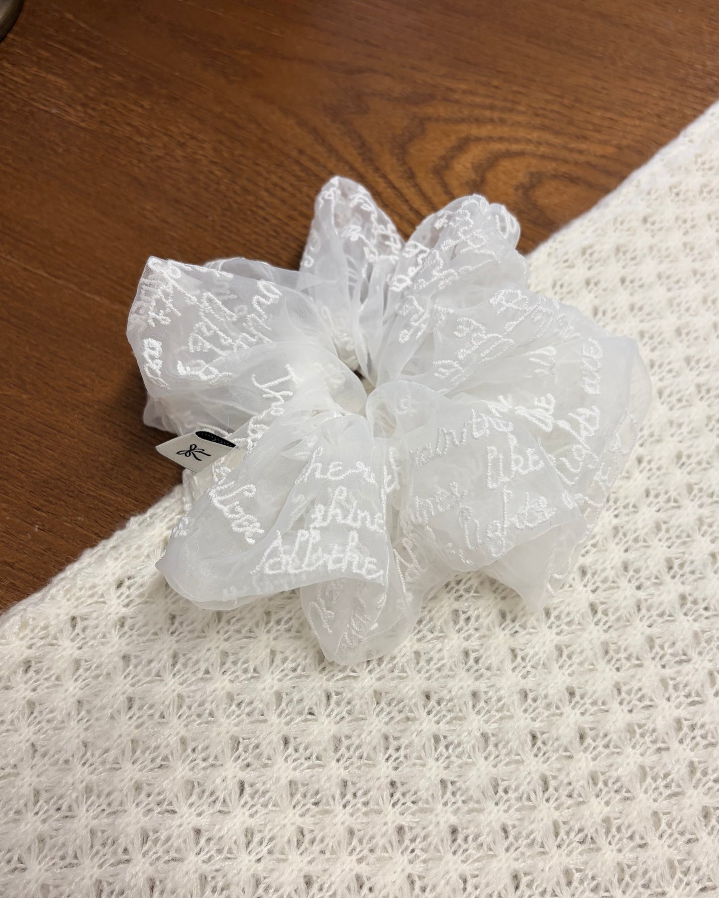 AC298- 英文字網紗髮圈 | White