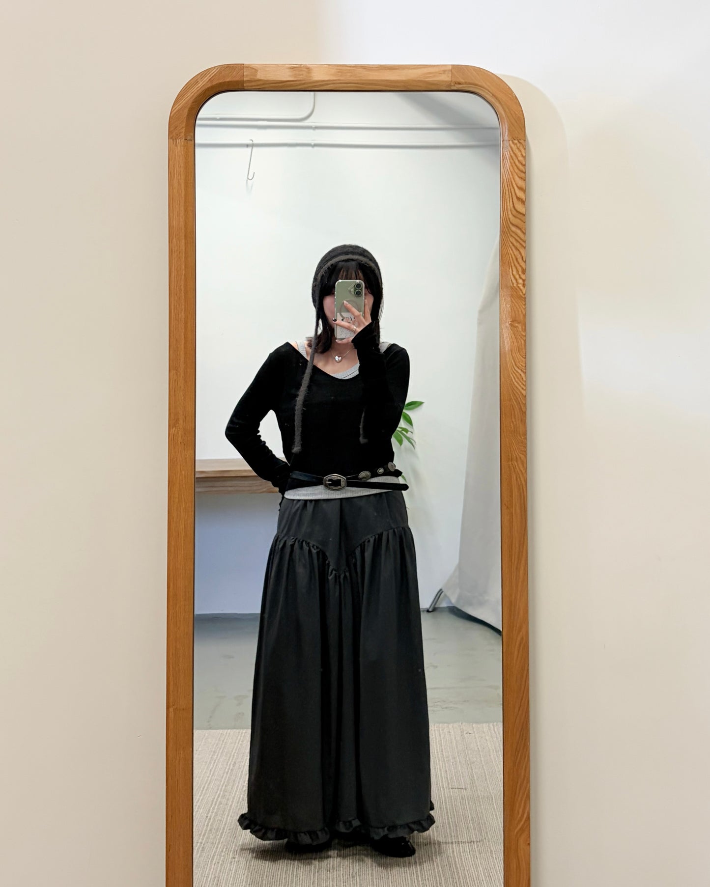 TP724- 軟熟斜肩短身長袖top | Grey | Brown | Green | Black