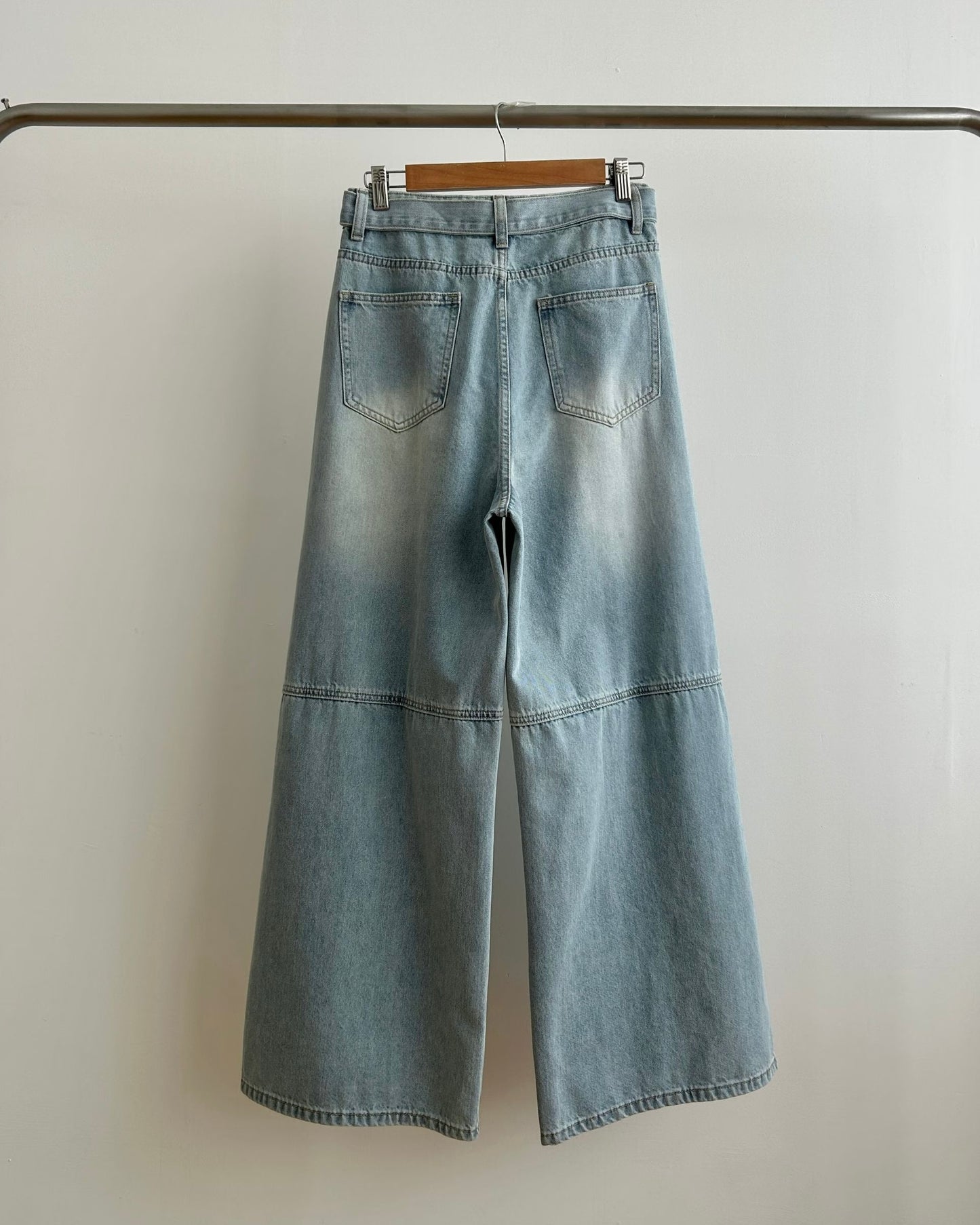 PT106- Wide Blue Jeans With Belt | Light Blue | Deep Blue ( S / M )