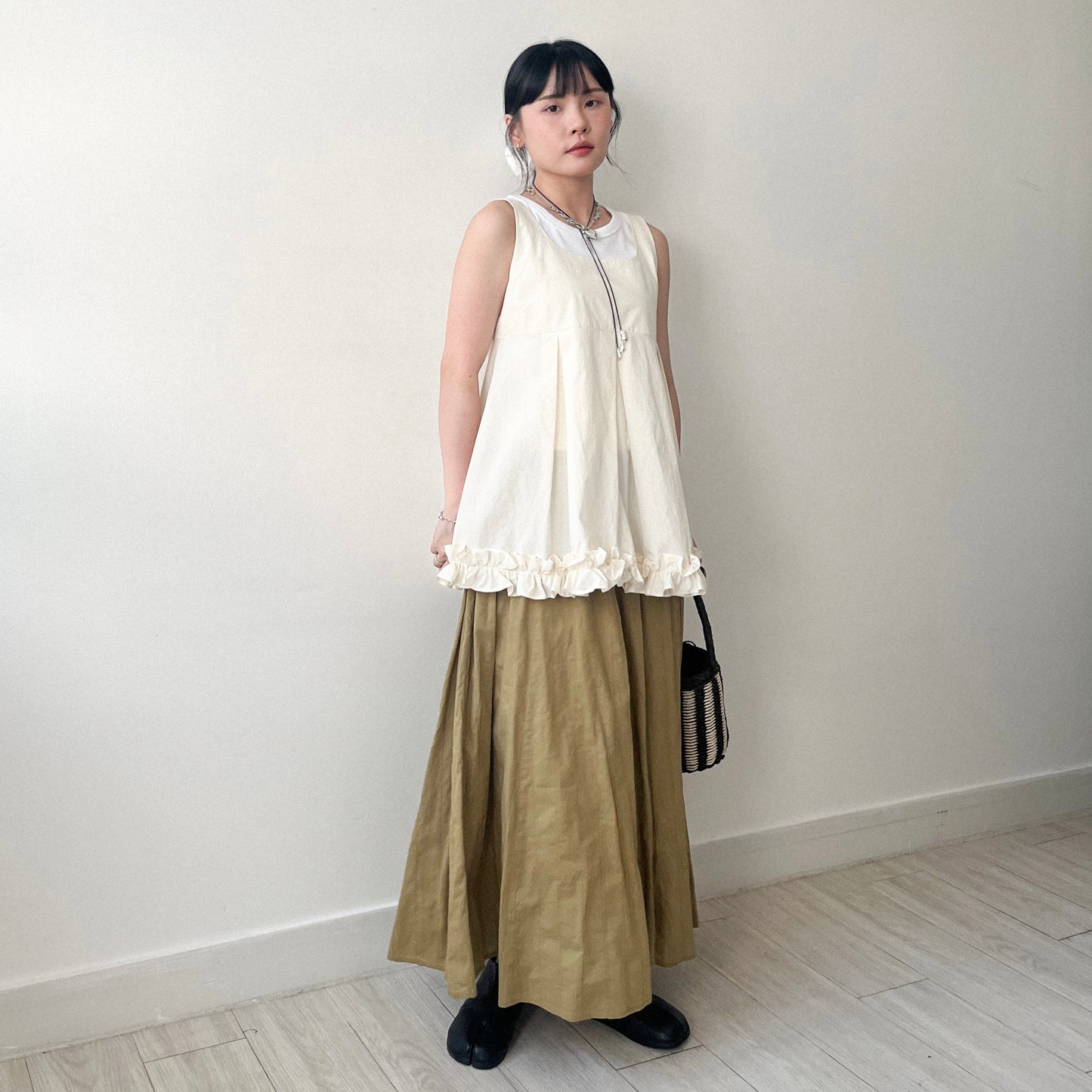 TP638- 方領Ruffles Vest | Ivory