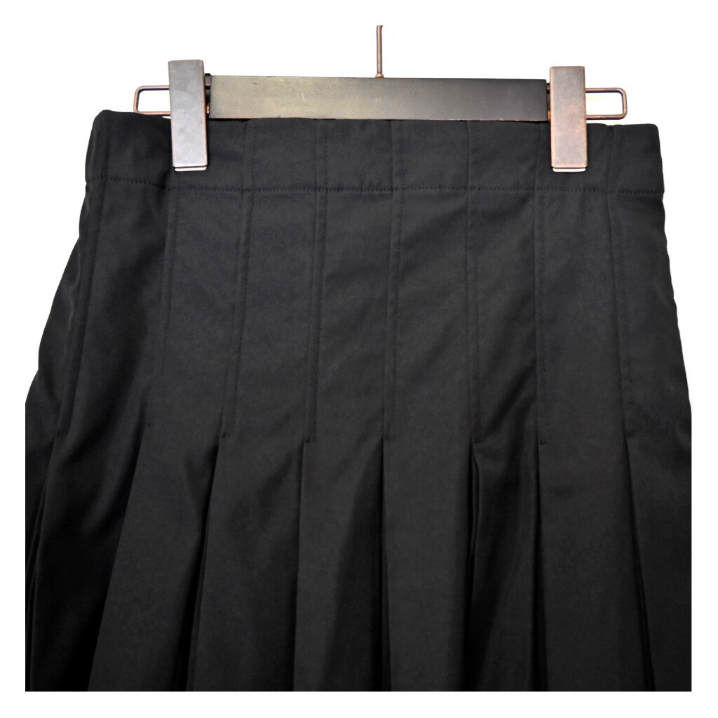 SK142- Pleated Skirt | Ivory | Black