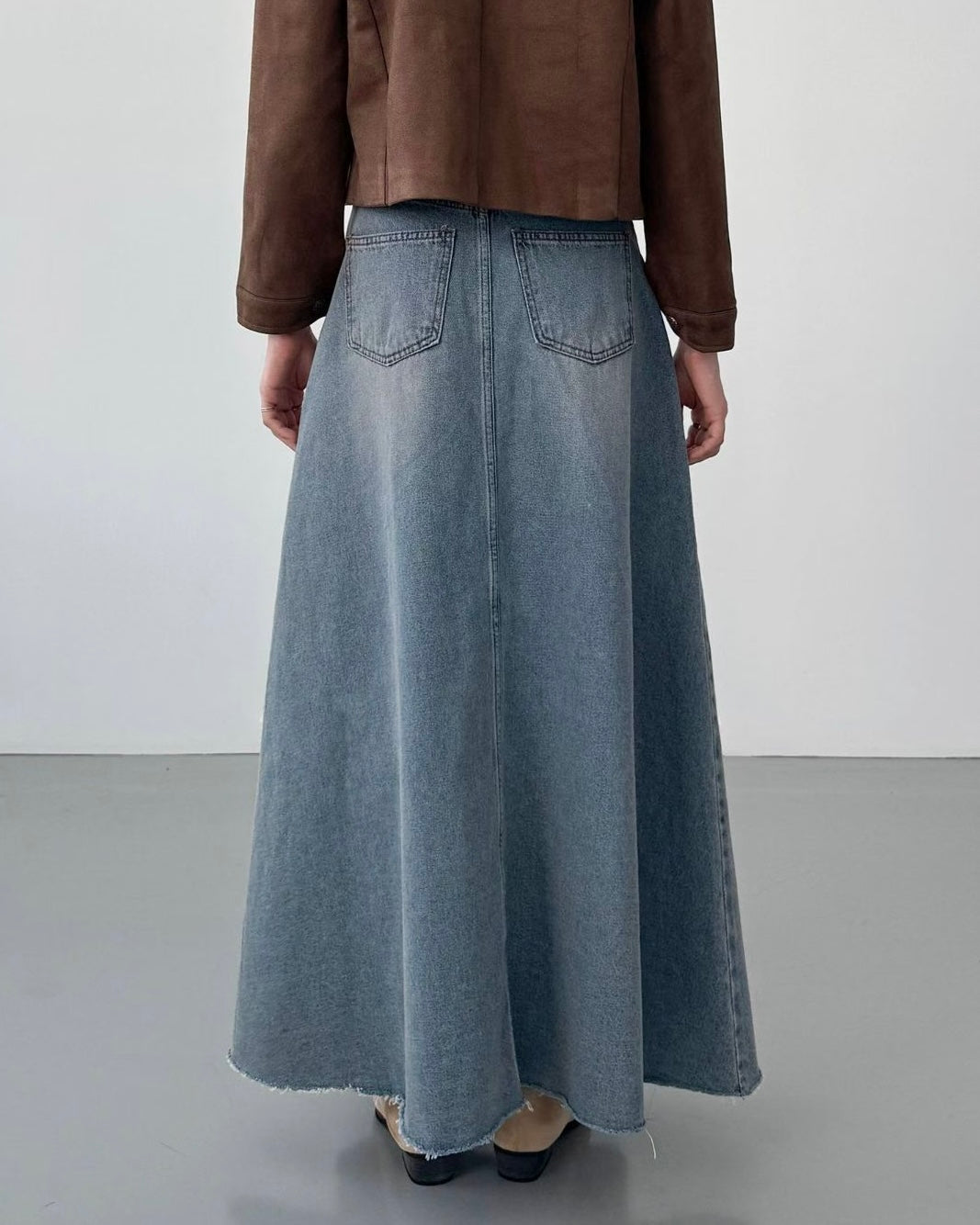 SK151- Daily Denim Skirt ( S / M )
