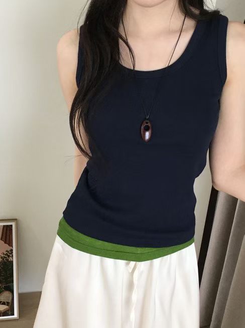 TP776- Daily Basic Vest | White | Black
