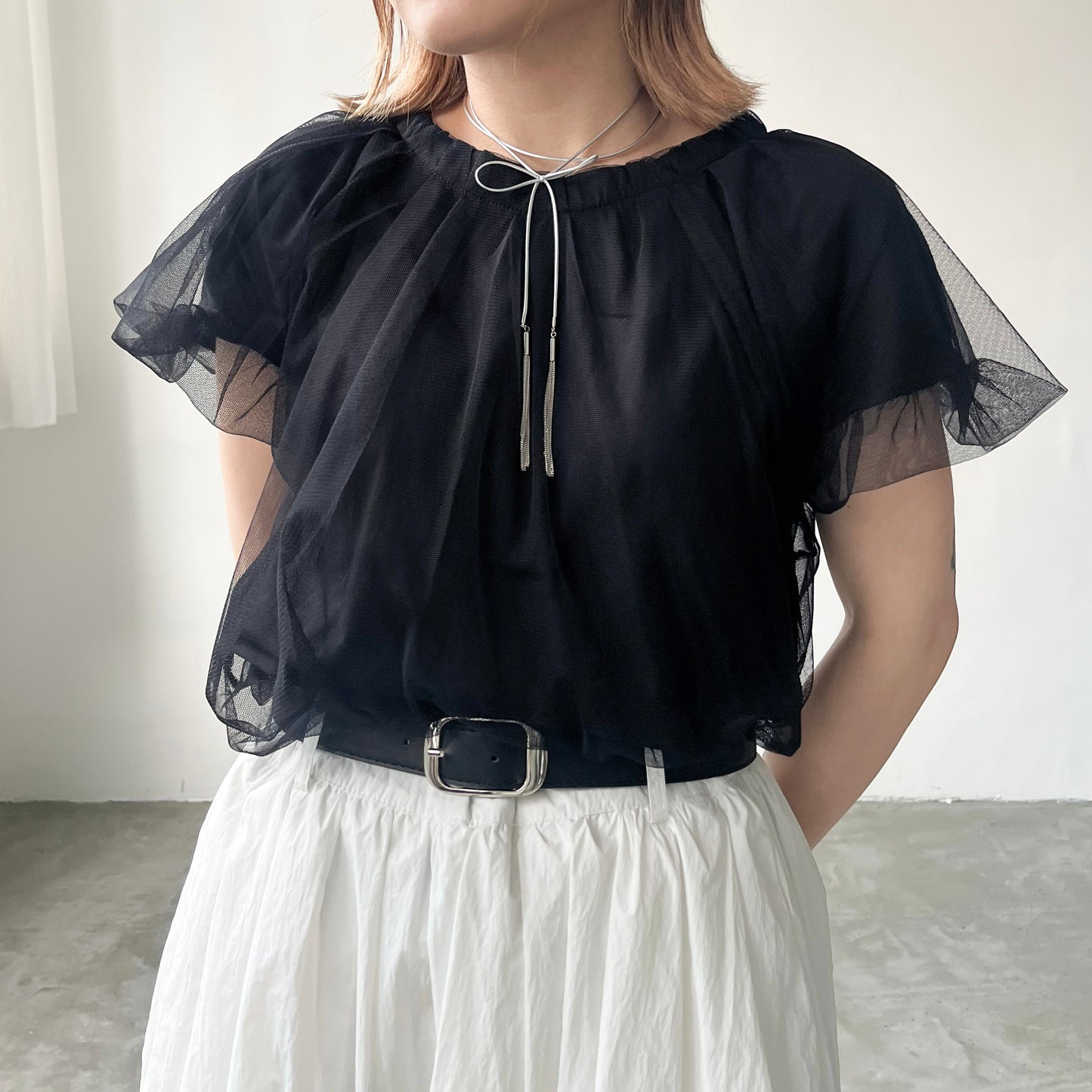 TP317- Shasha Ballon Sleeve Blouse | Ivory | Black