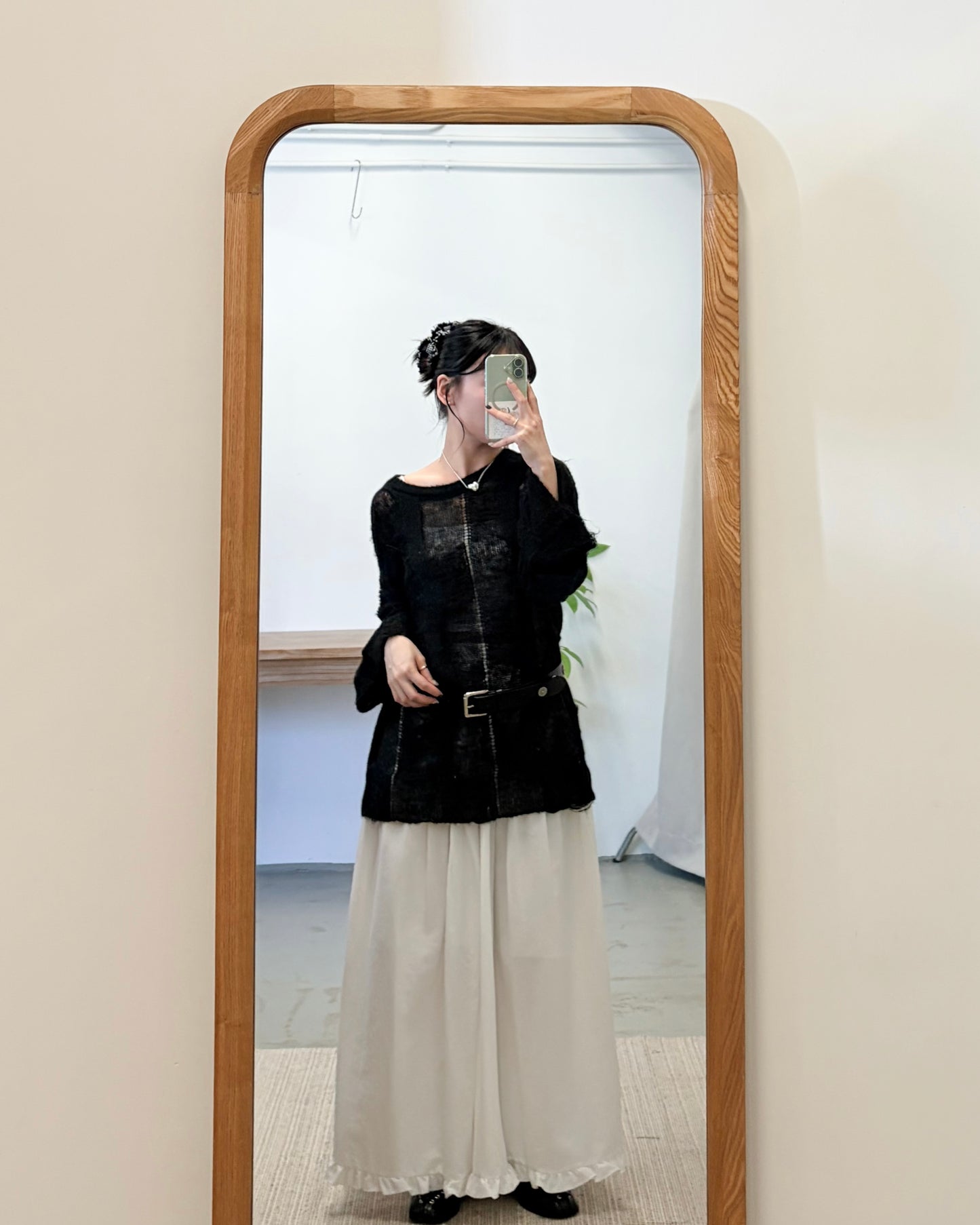 TP717- 馬海毛破爛Mesh Top | White | Brown | Black