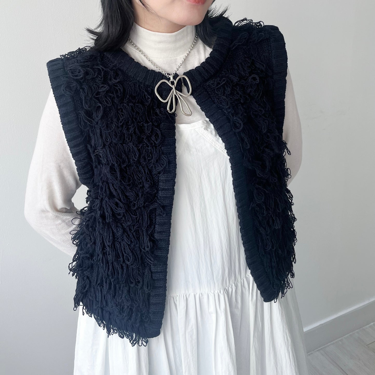 TP441- Loop Knit Cropped Vest | Navy