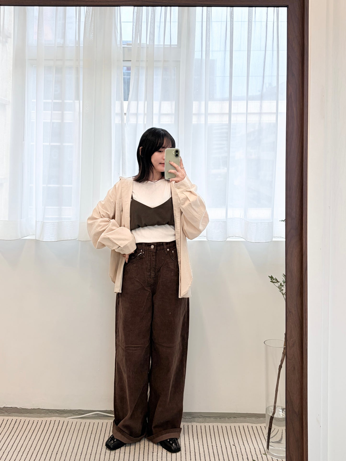 TP696- 三色薄燈芯絨恤衫 ｜ Ivory | Light Green | Brown