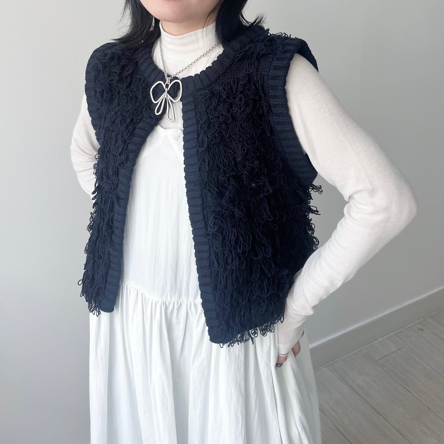 TP441- Loop Knit Cropped Vest | Navy