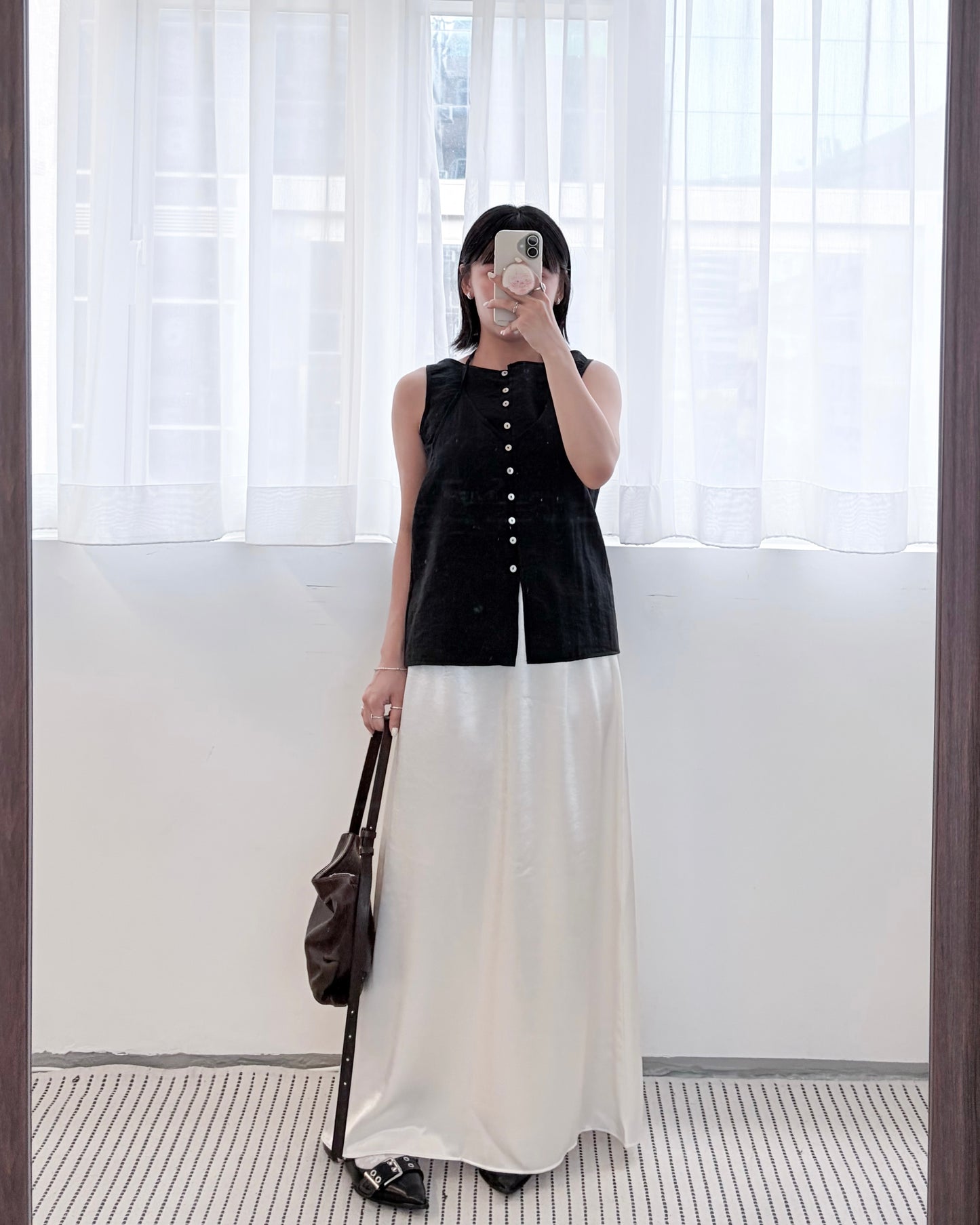TP829- Office Vest | White | Black