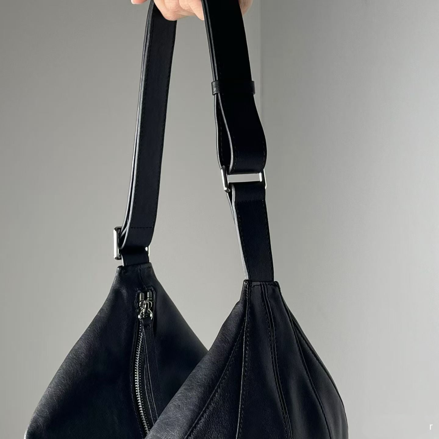 羊皮 大划艇包 | Black | Chocolate