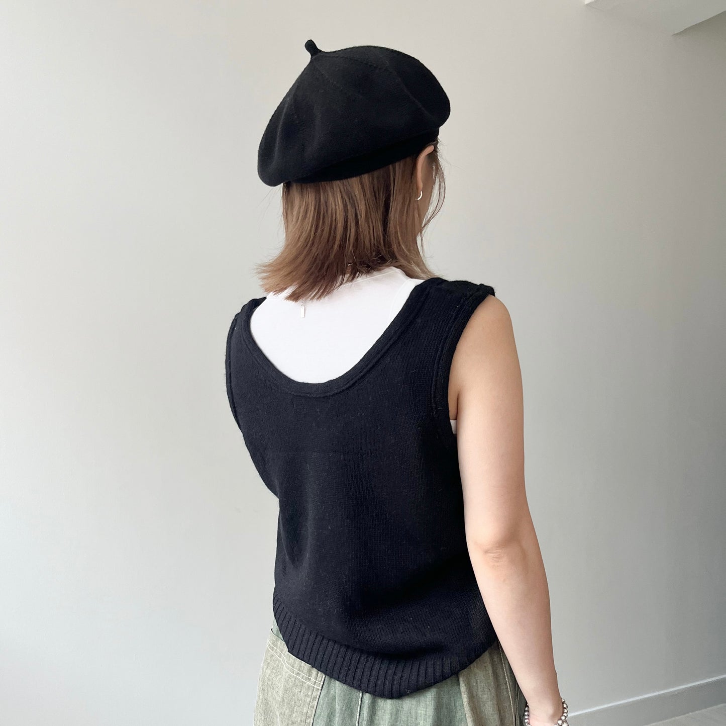 TP370- U Neck Knit Vest | Ivory | Lime | Black