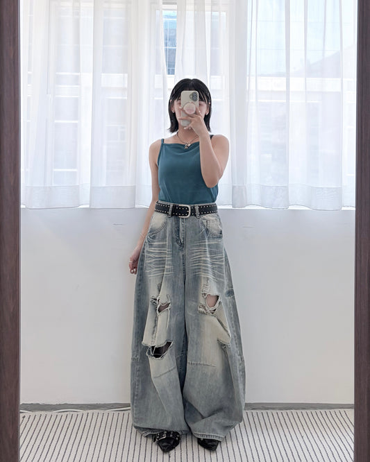 PT121- 破爛闊身牛仔褲 連Belt ( S / M / L )