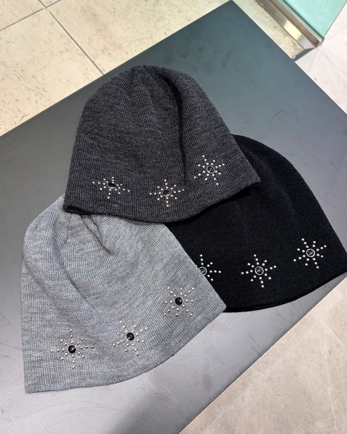 H37 - Three Stars knit Beanie | White | Brown | Navy | Grey | Charcoal | Black