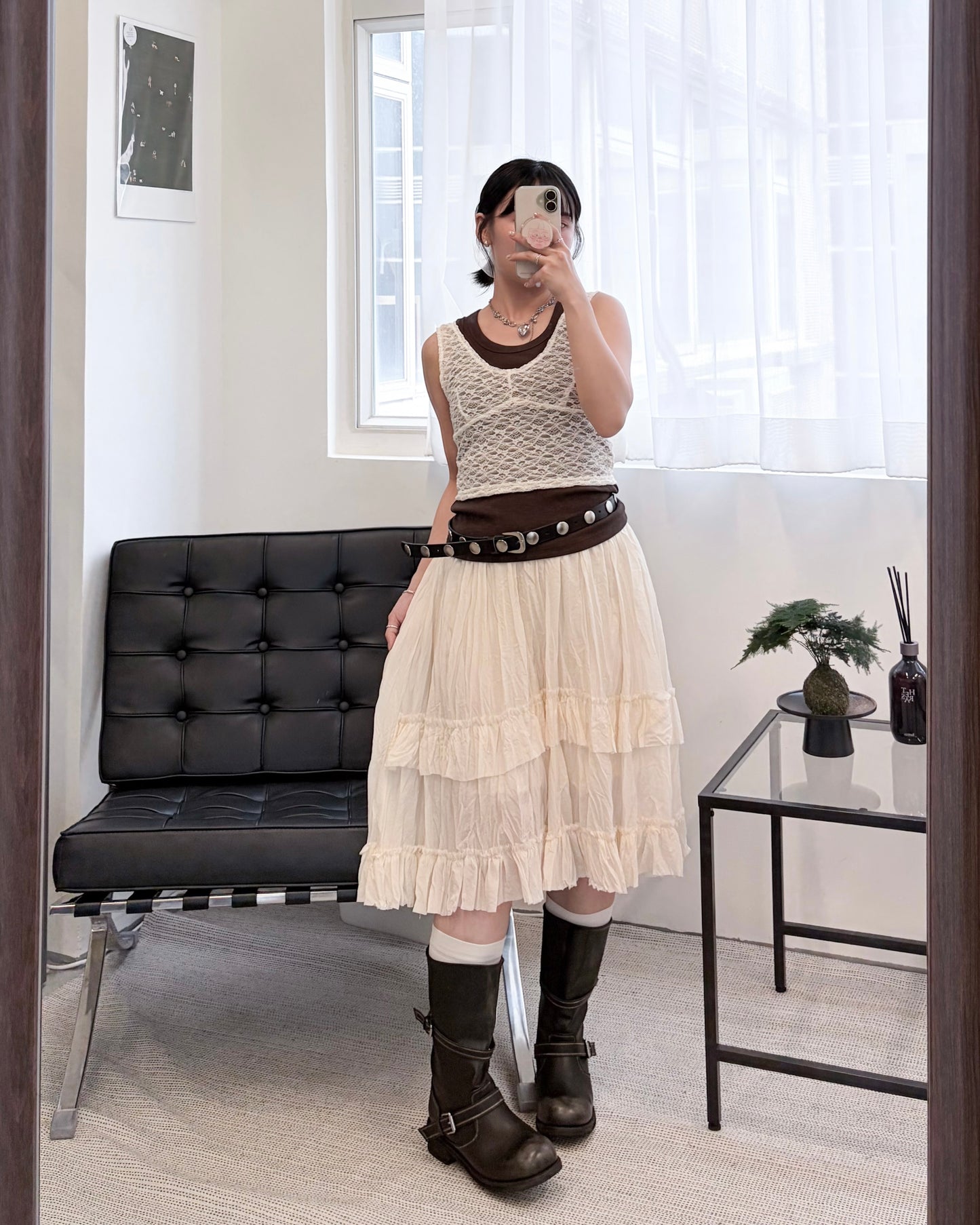TP831- Short Lace Vest | Ivory | Black