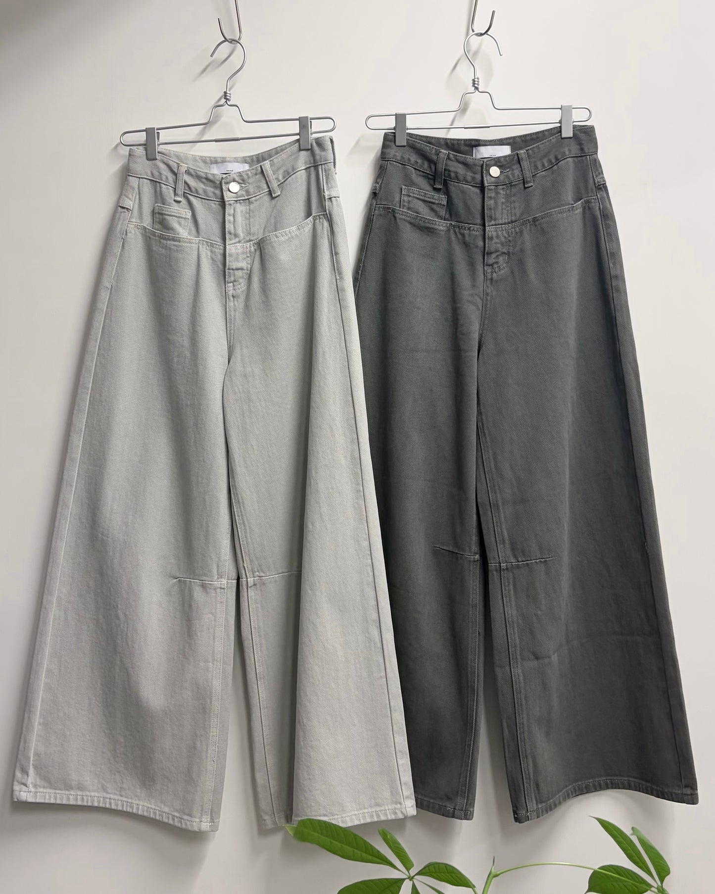 PT119- Grey Tone Wide Jeans | Light Grey| Deep Grey ( S / M )