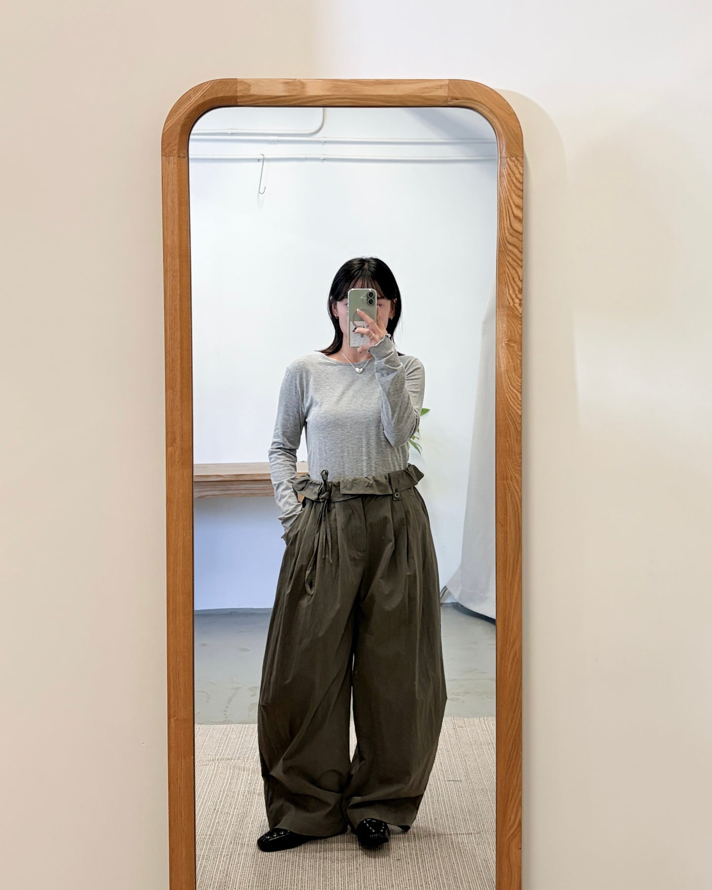 TP719- 圓領 Basic Ruffle Top | White | Pink | Grey | Black