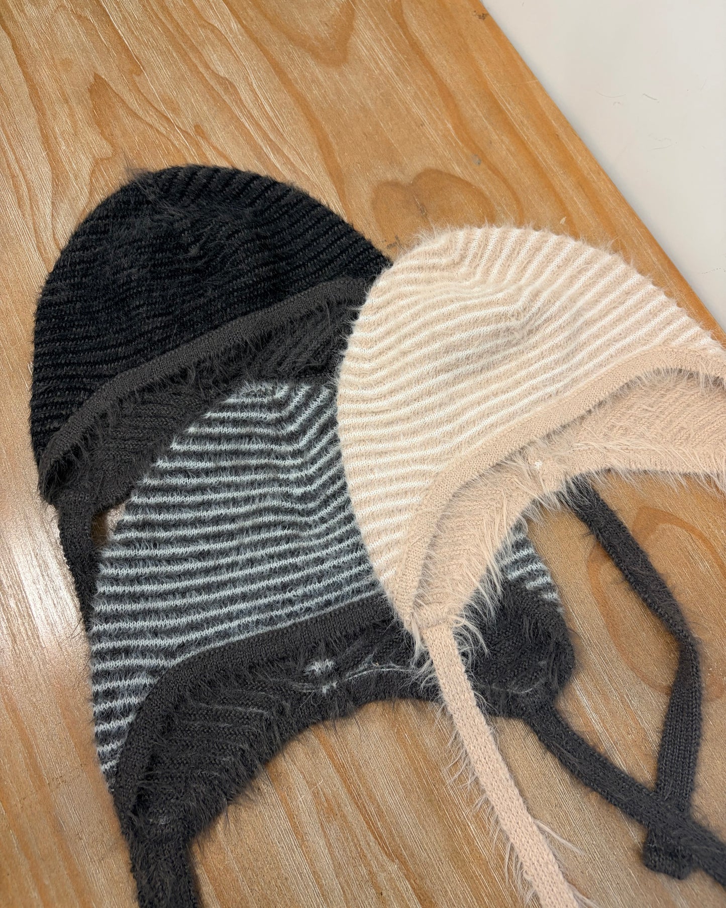 H44- 橫間毛毛Beanie | Beige | Grey | Charcoal