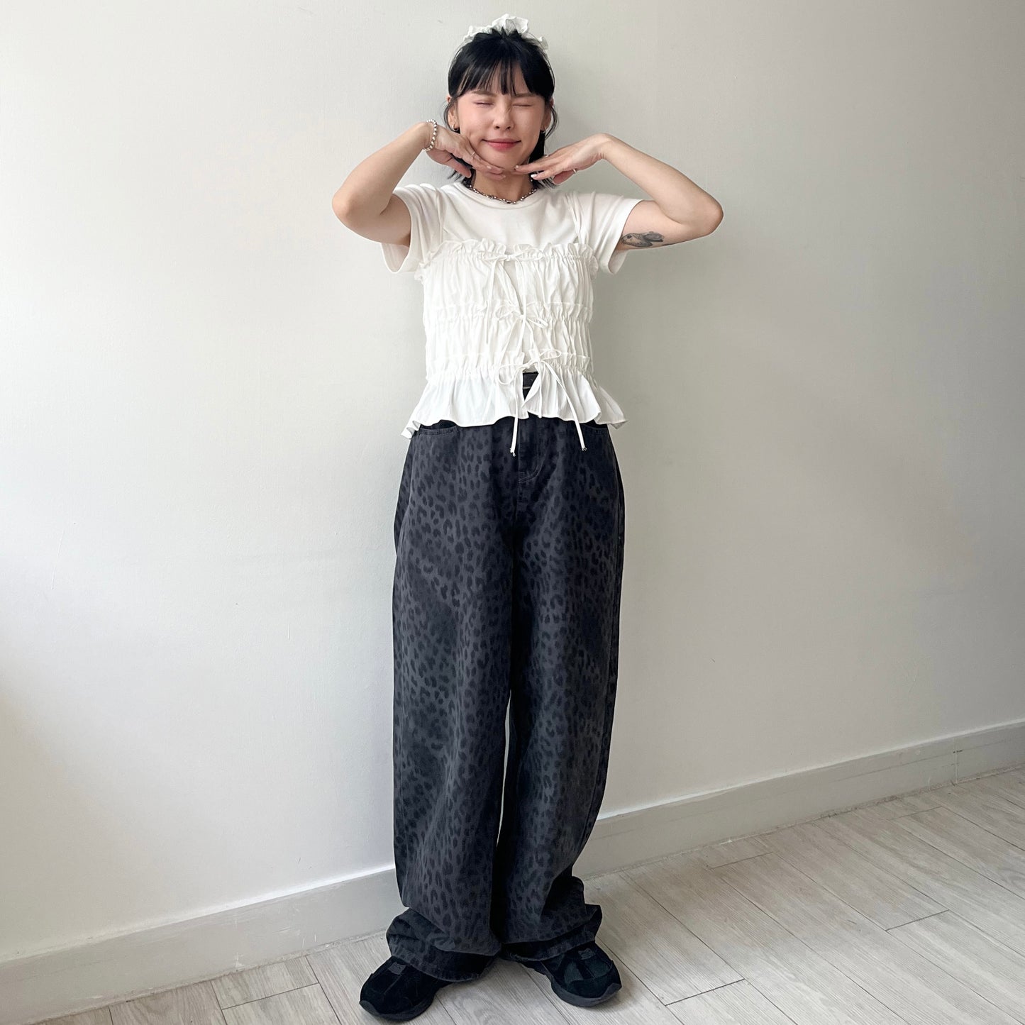 TP511- 平口吊帶Ruffle Ribbon Vest | White | Black