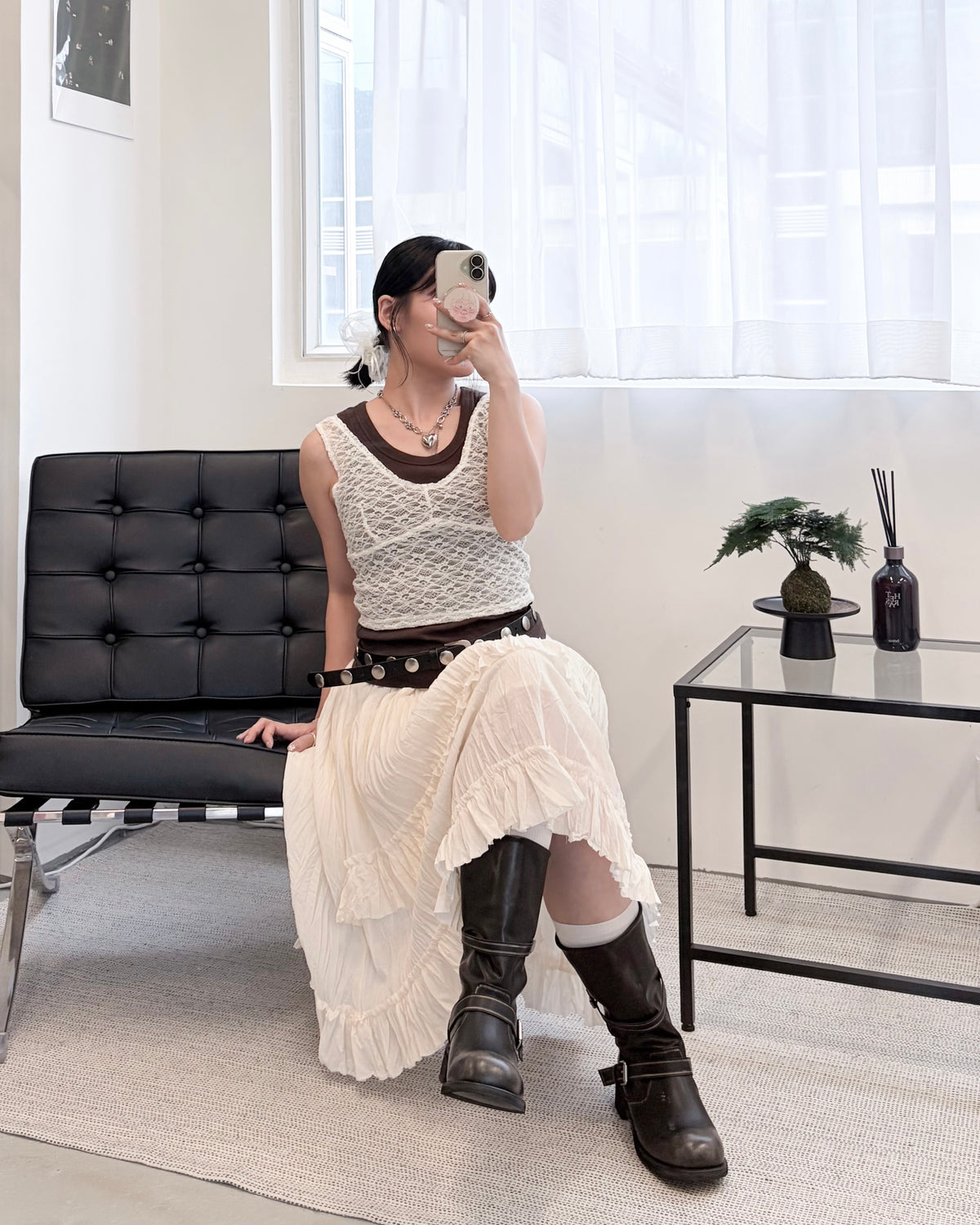 TP831- Short Lace Vest | Ivory | Black