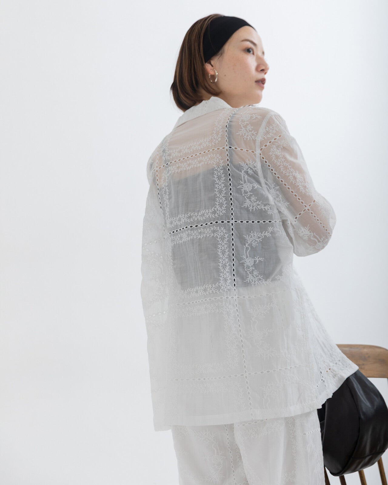 JK53- Embroidered Shirt Jacket | Black | White