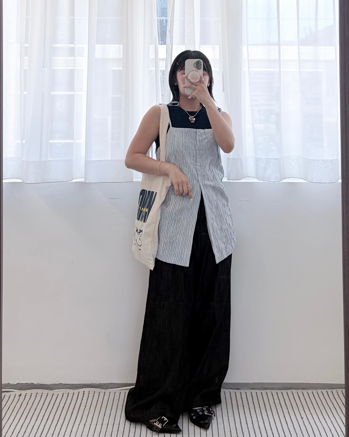 TP823- Ribbon Stripe Folded Vest |  Ivory | Blue | Black