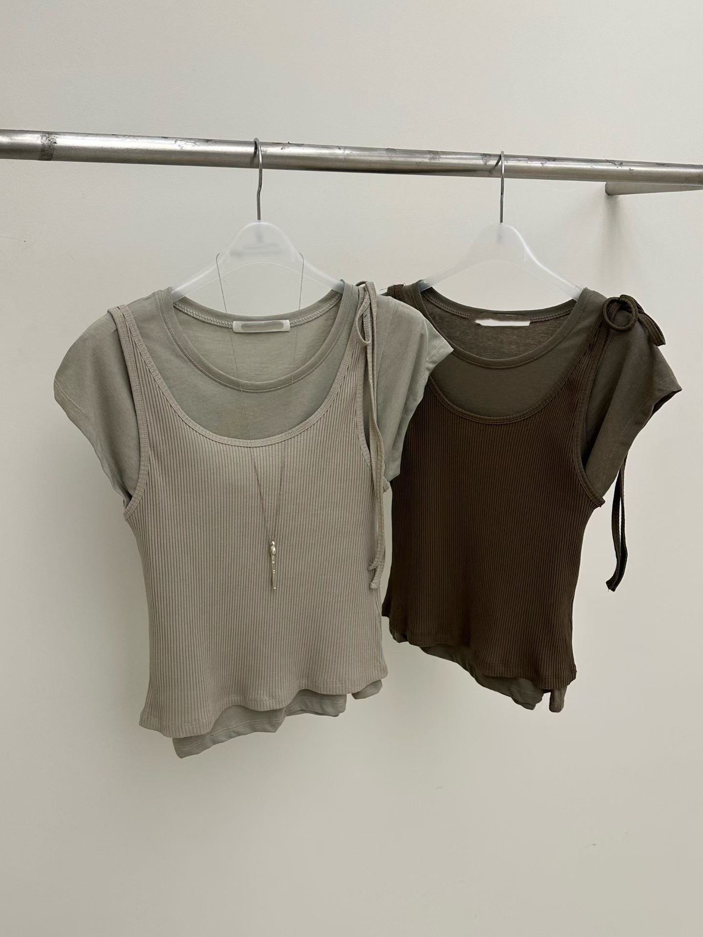 TP676- Side Ribbon Vest | Milk tea | Brown | Black