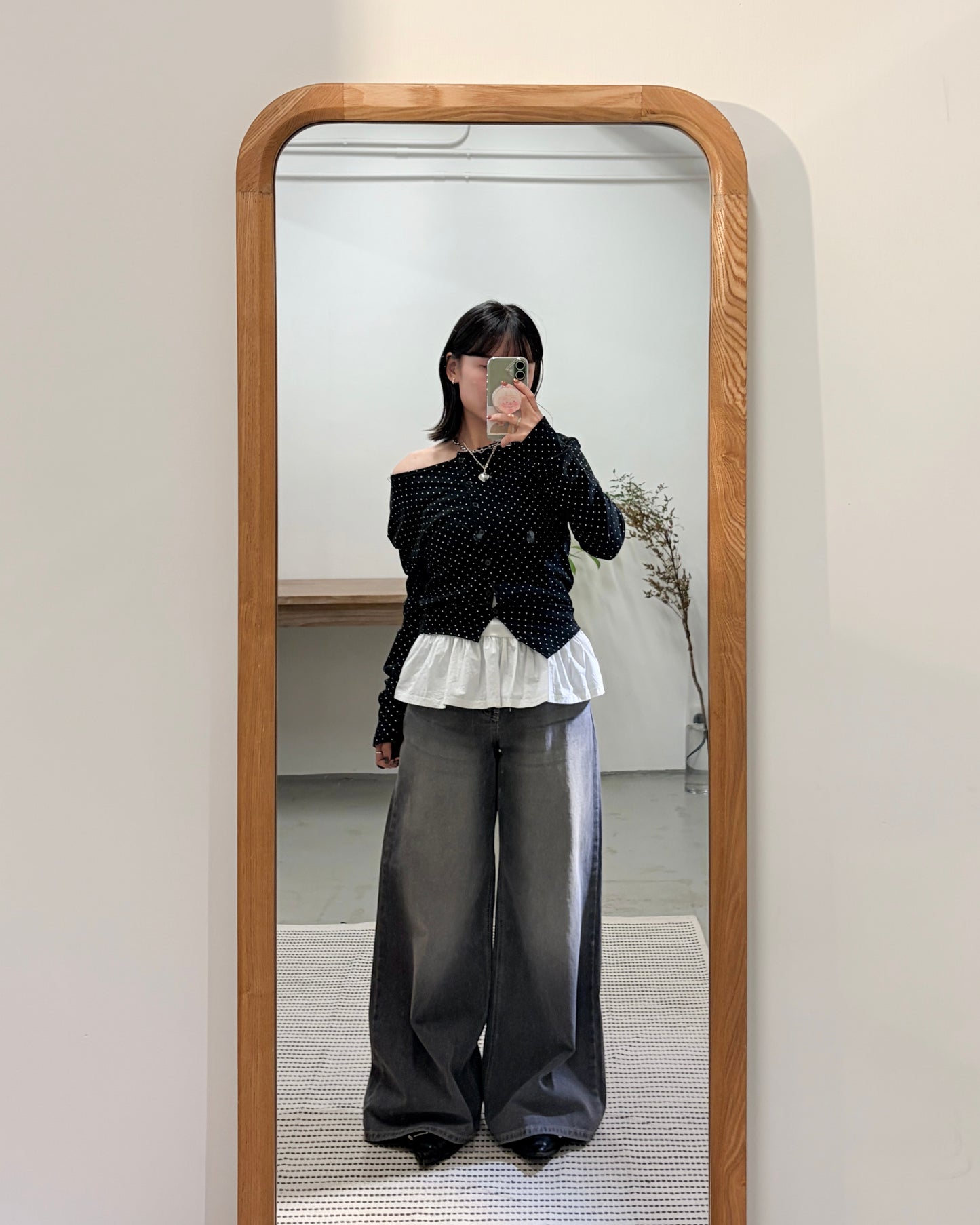 TP712- Small Dot Button Top / Cardigan | White | Red | Navy | Black | Grey | Brown