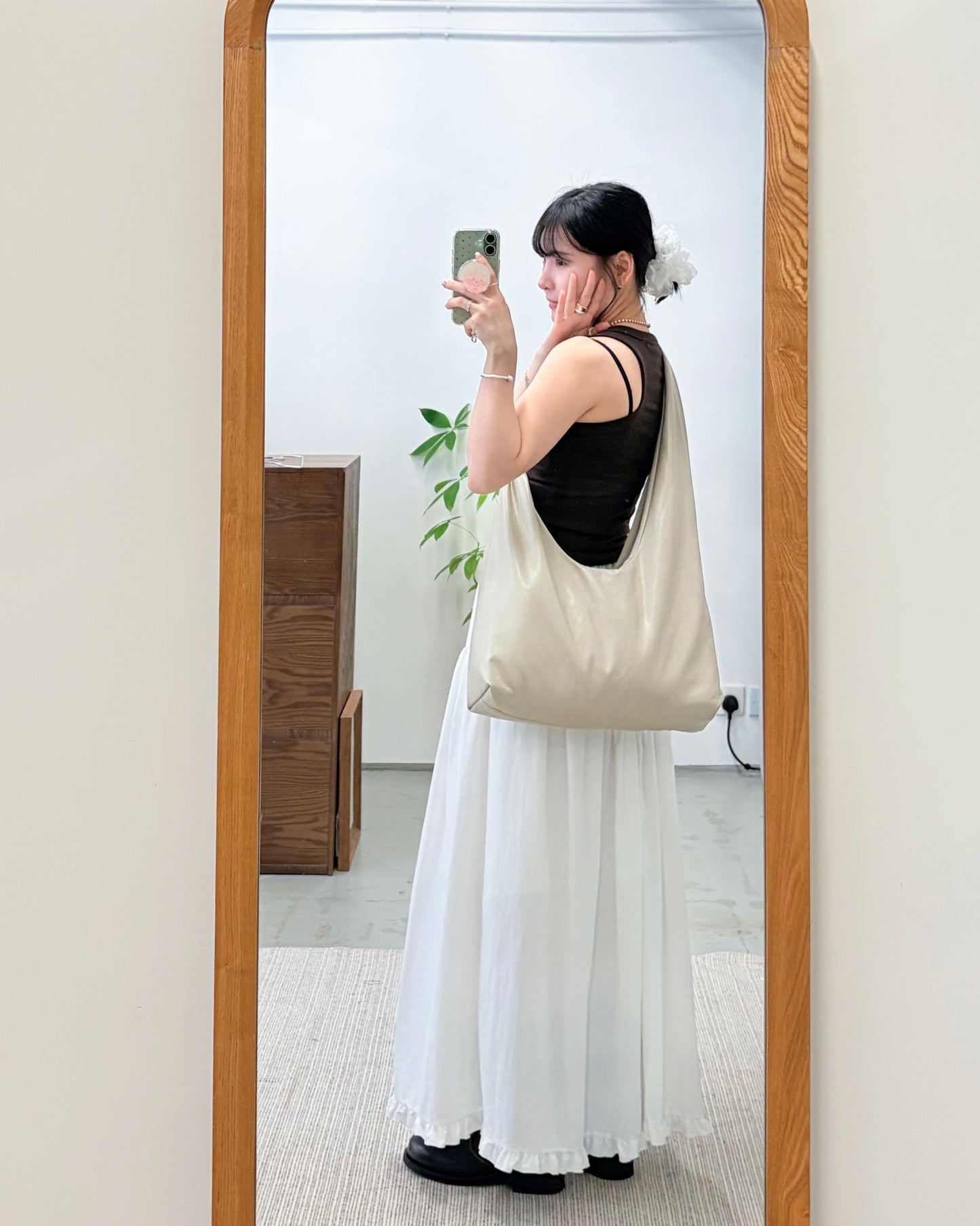 BG48- 2 Way Cushion Tote Bag | Grey Beige | Black