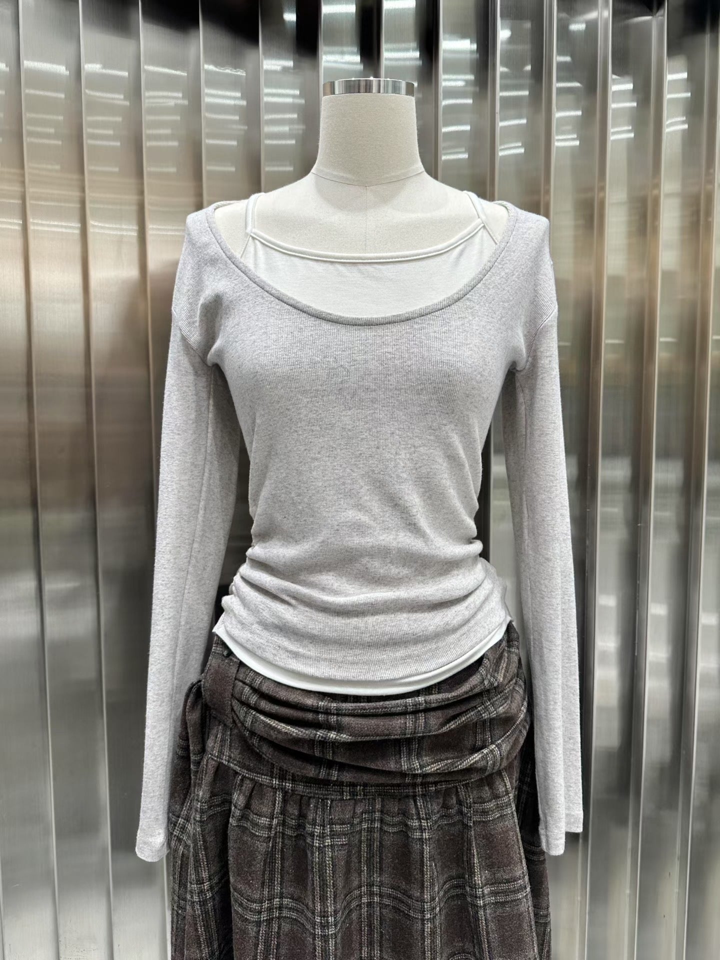 TP704- 2 in 1 Grey Set Top