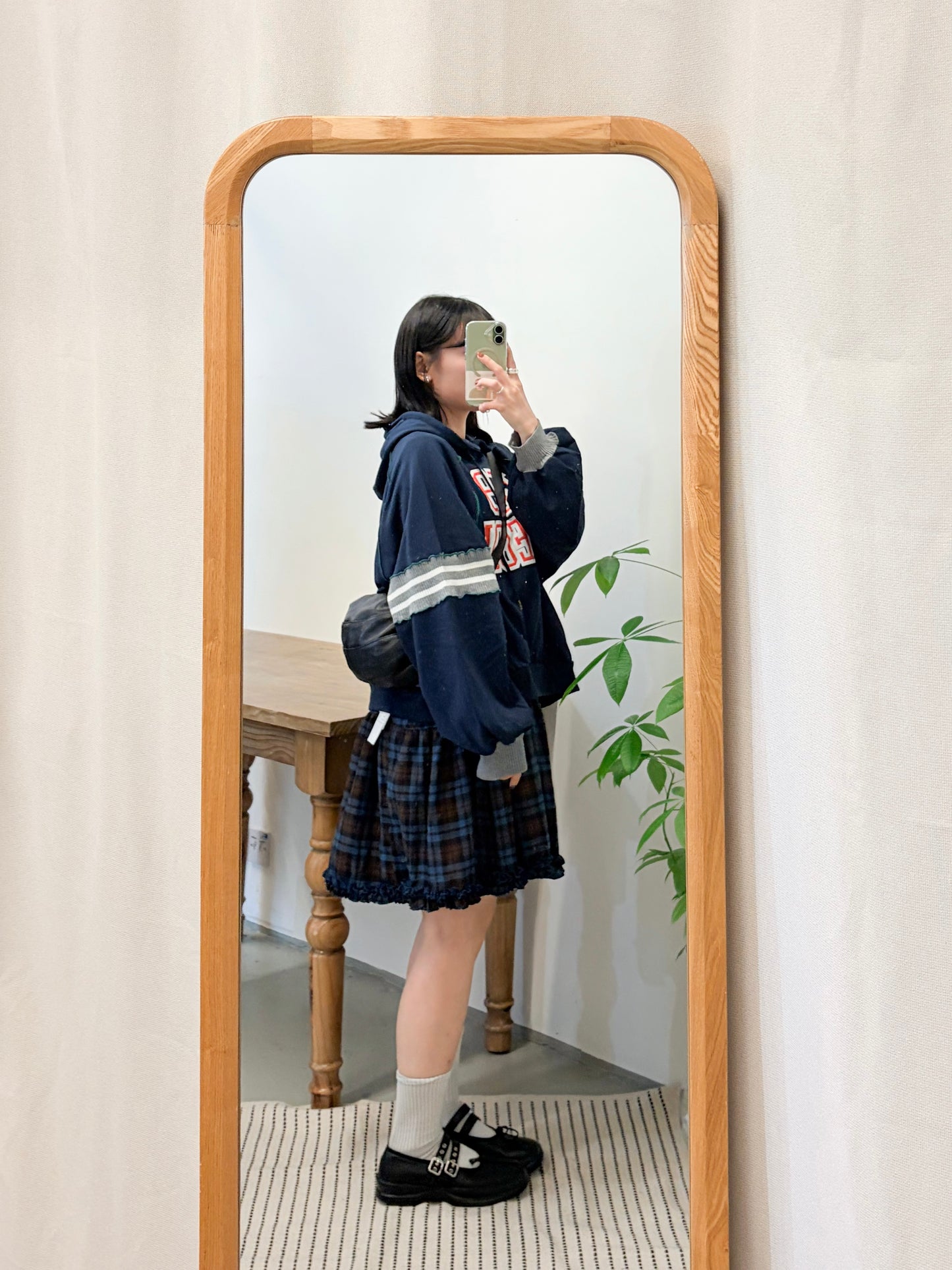 TP708- 拼布Printed Sweatshirt | Grey | Navy