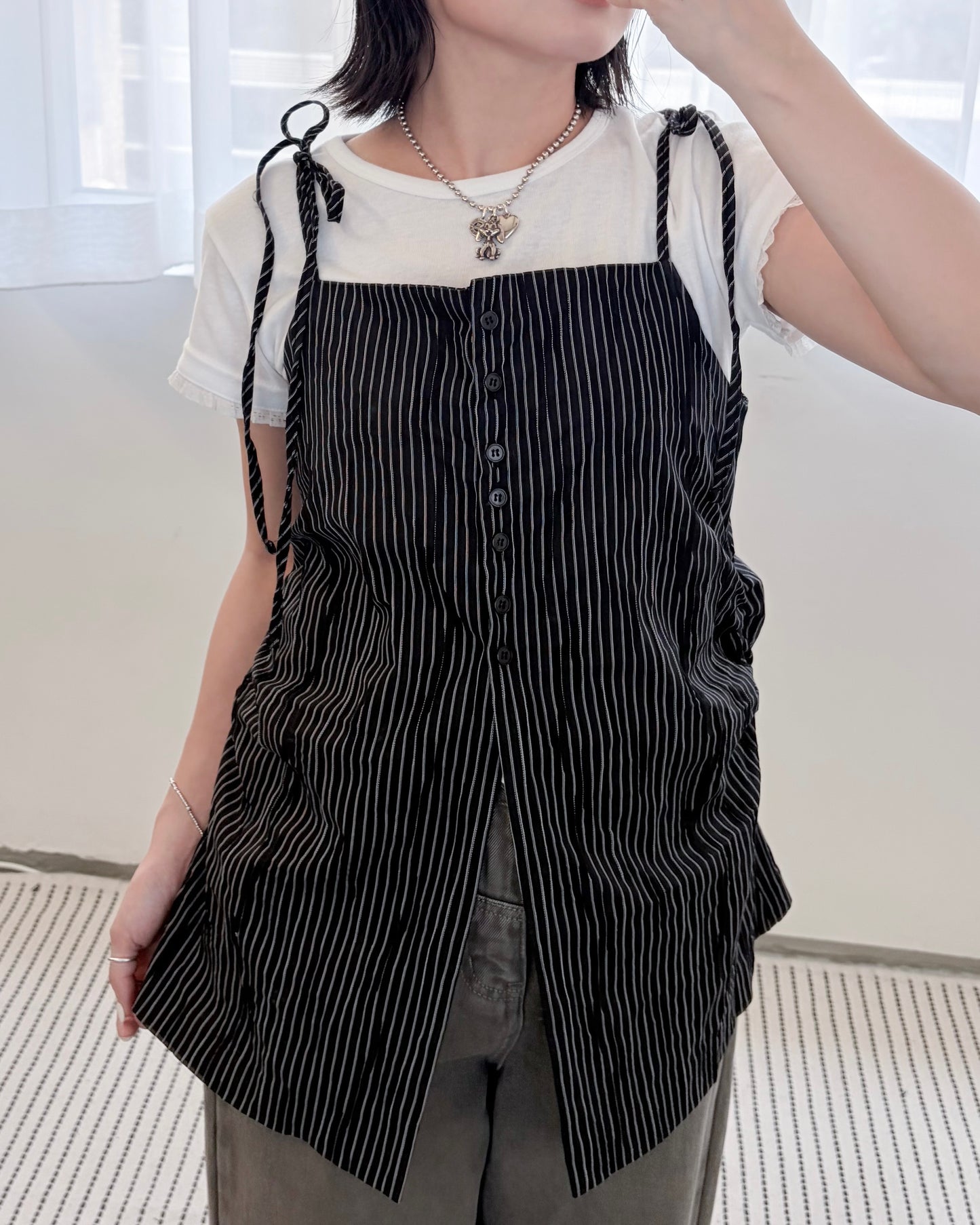 TP823- Ribbon Stripe Folded Vest |  Ivory | Blue | Black