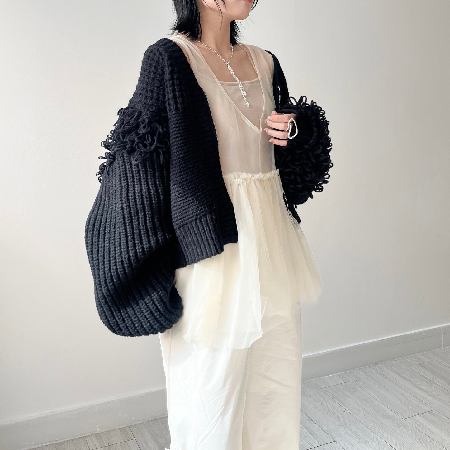 JK23-  Soso Sweater Cardigan | Ivory | Black