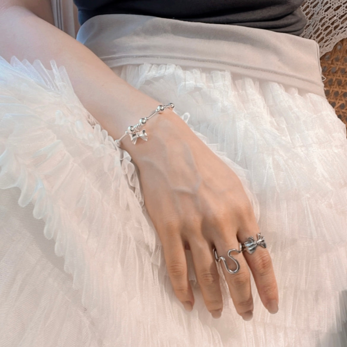 AC237- S925 Ribbon Ball Ball Bracelet ( 彈性橡筋 )